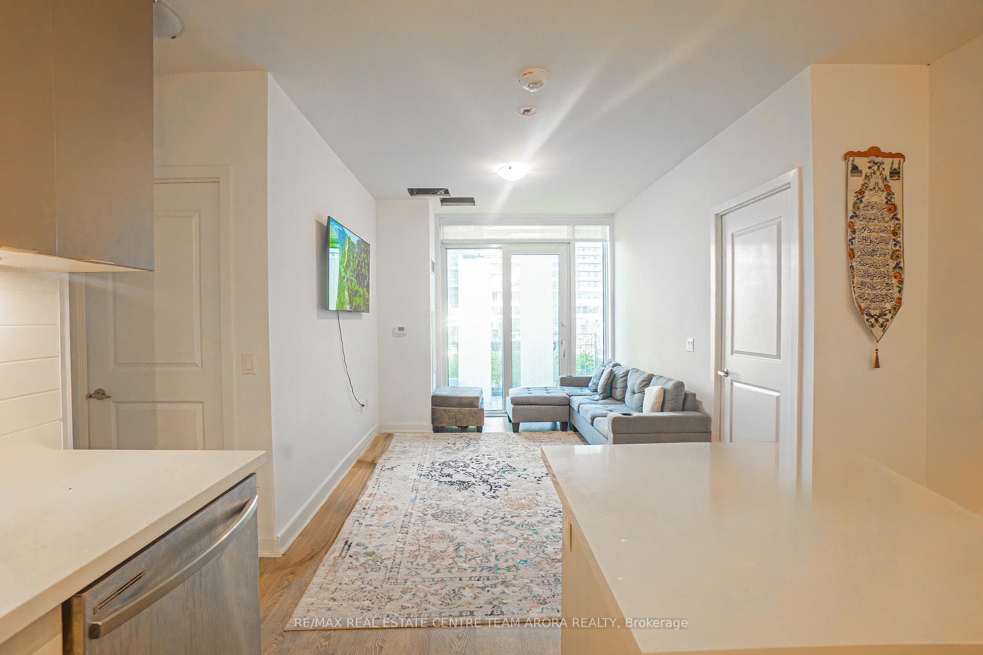 4675 Metcalfe Avenue Unit 101 photo 3