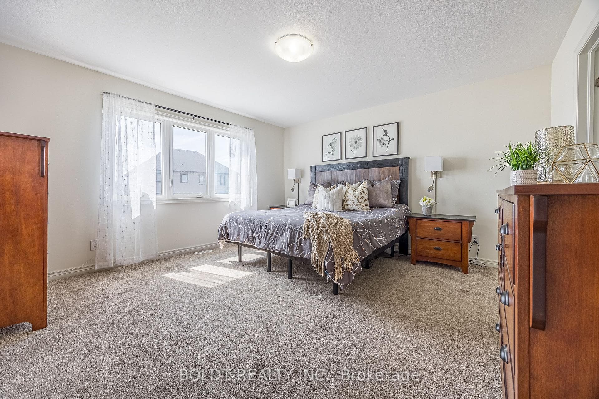 257 South Pelham Road photo 25