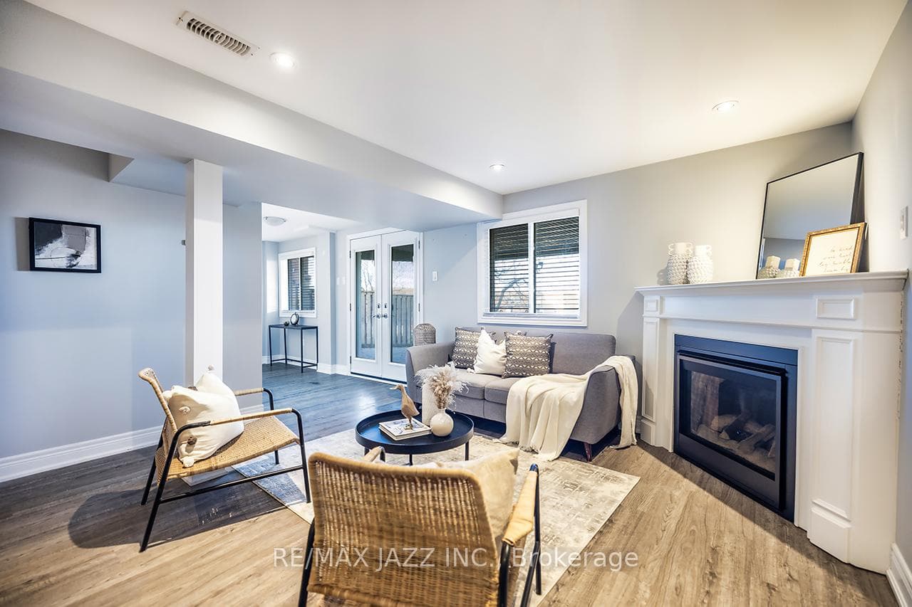 32 Parkins Drive photo 30
