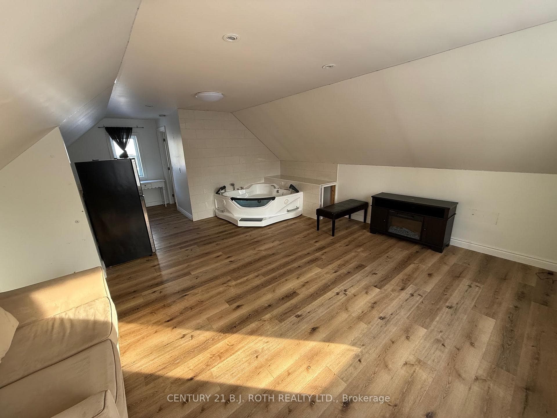 22 Caroline Street photo 12