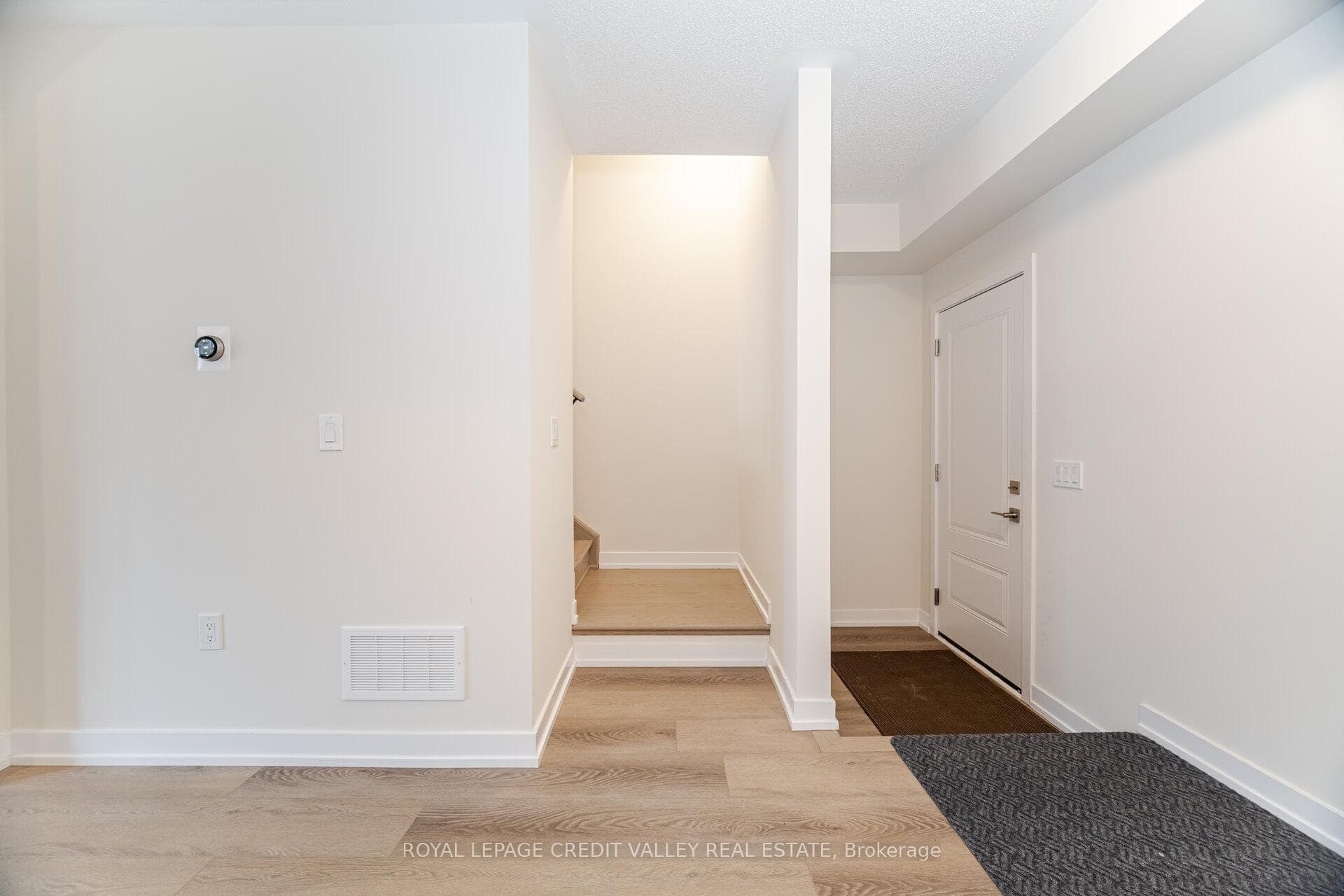1360 William Halton Parkway photo 40