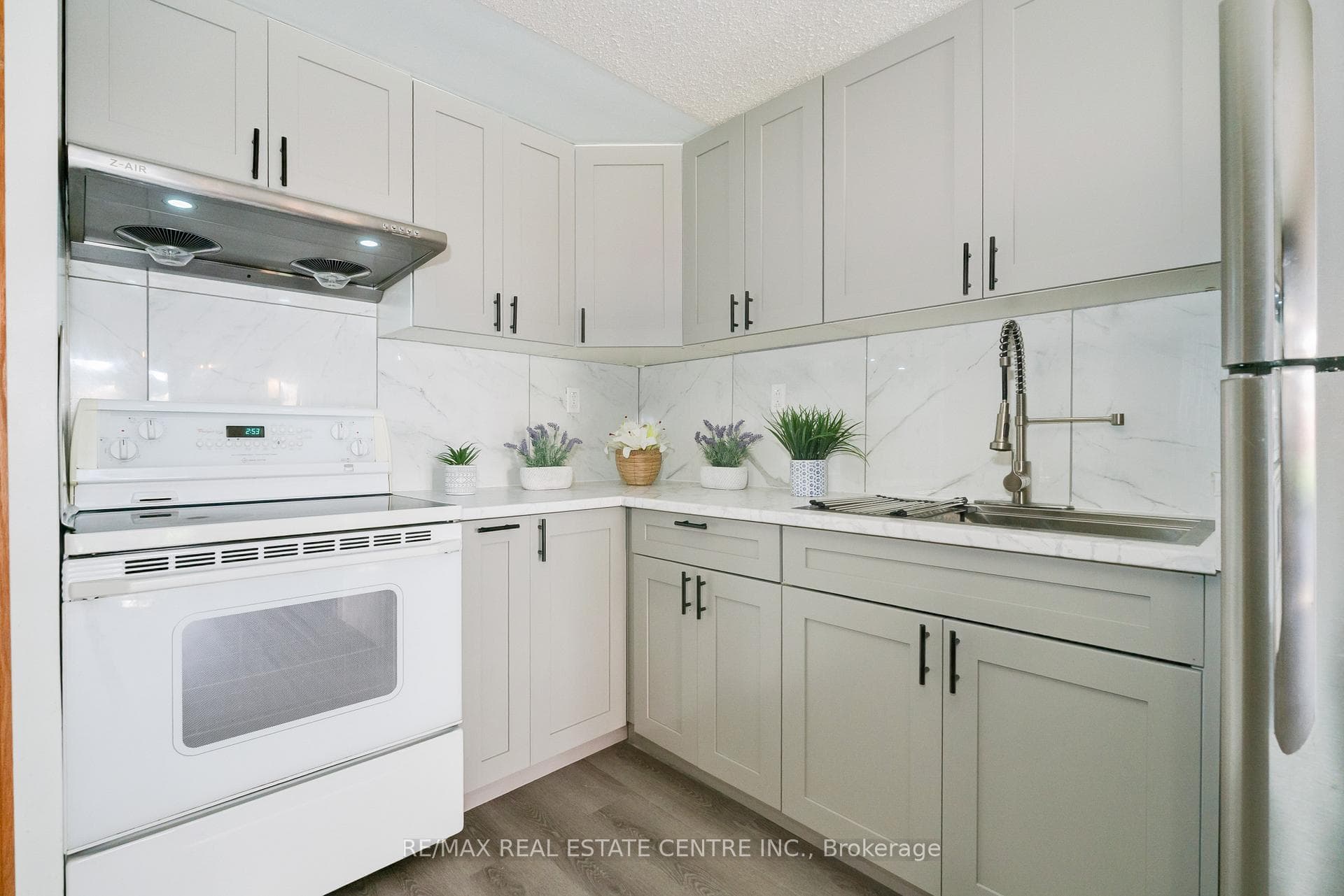 33 Millhouse Crescent photo 30