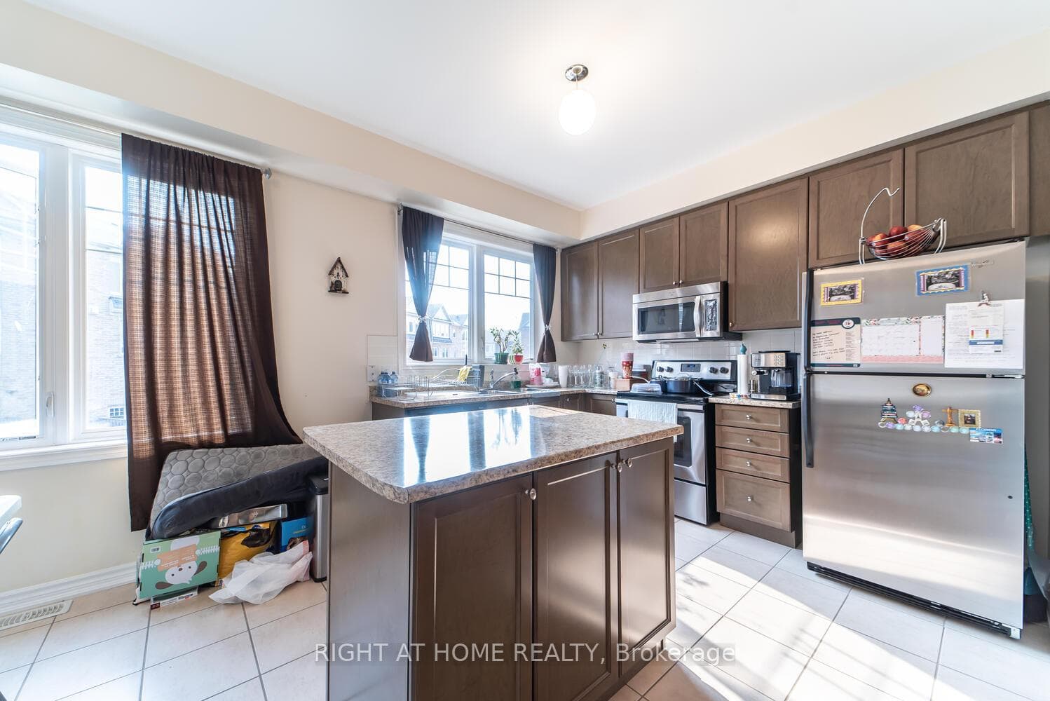 37 Magdalene Crescent photo 9