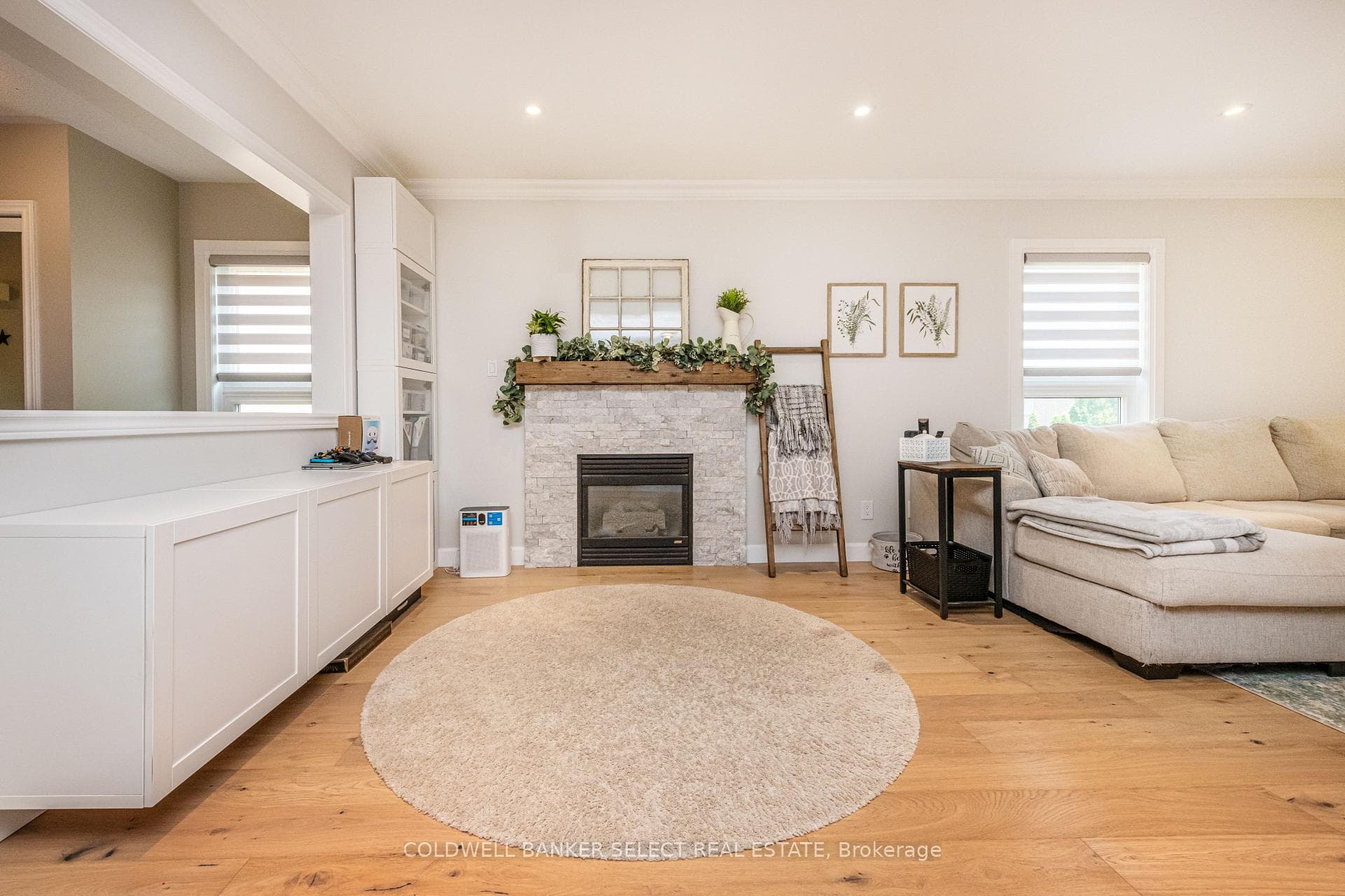 32 Coolspring Crescent photo 8