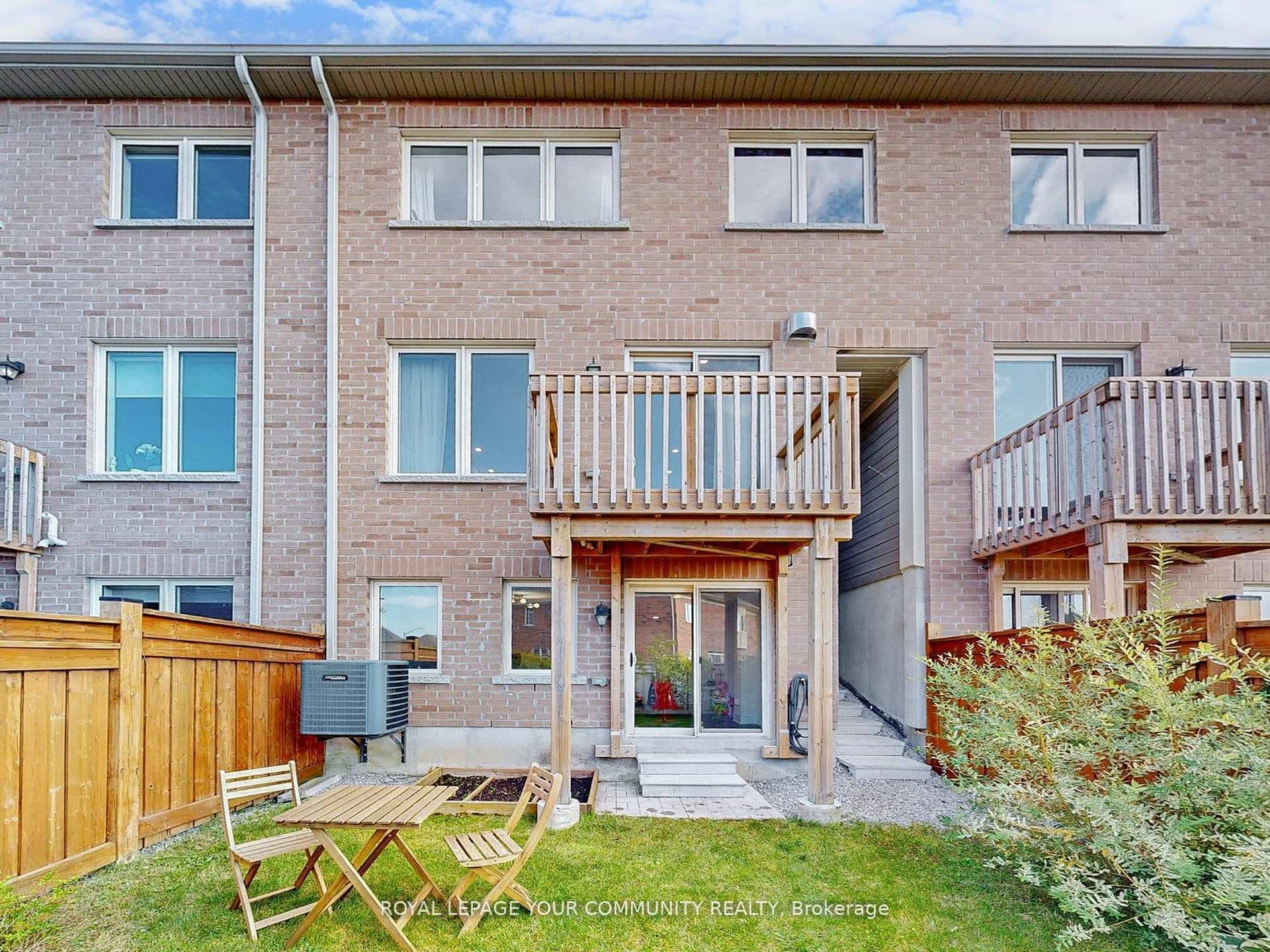 66 Drizzel Crescent photo 39