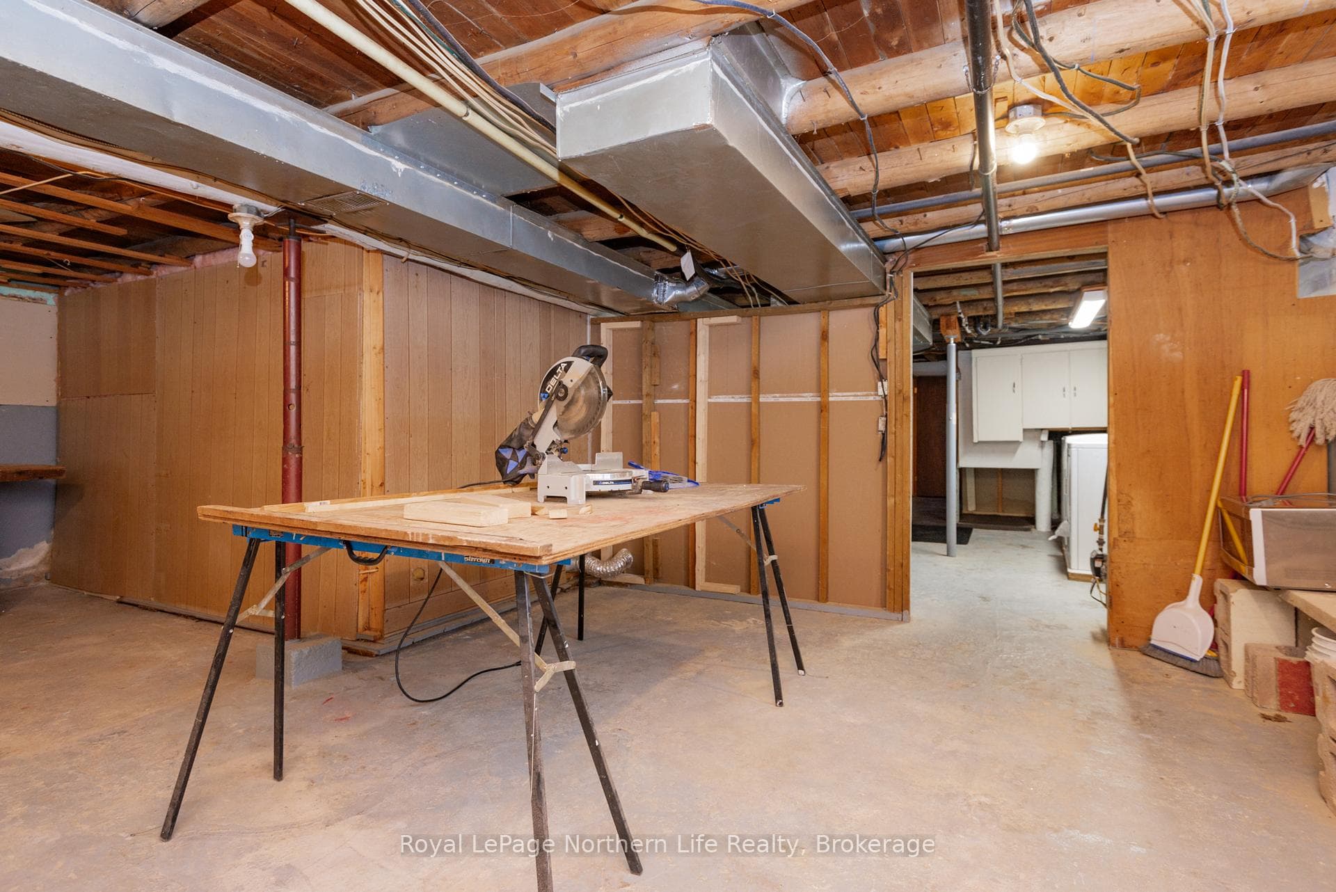 80 Lee Avenue photo 35