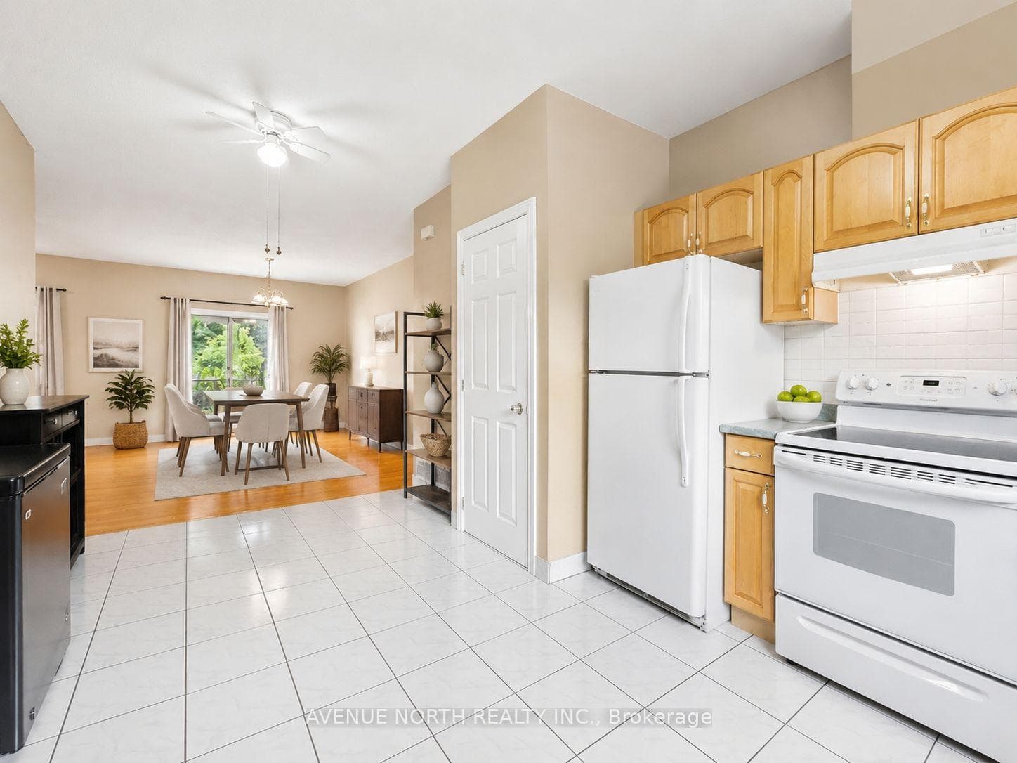 Vs main floor kitchen