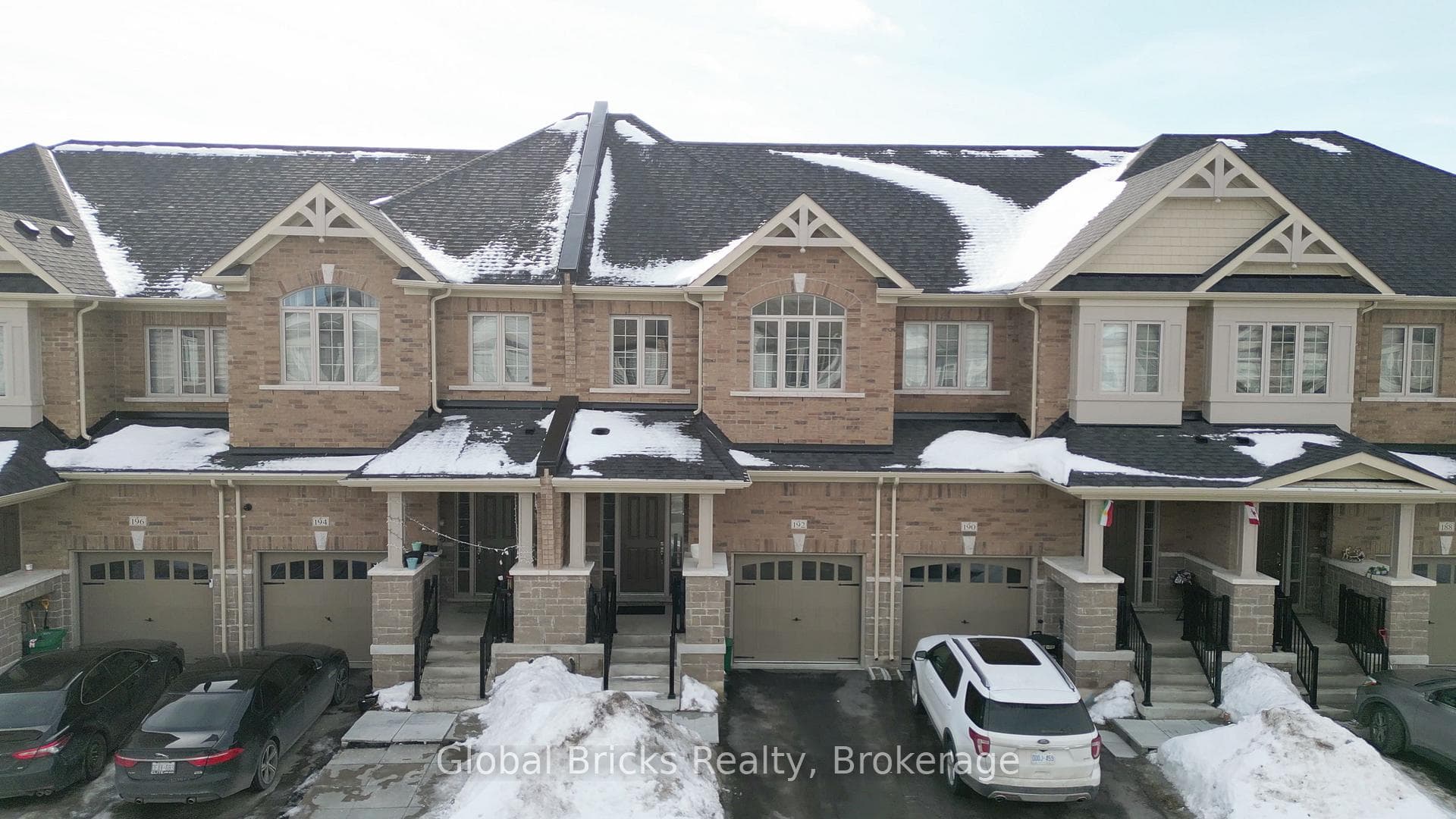 192 Broadacre Drive photo 1