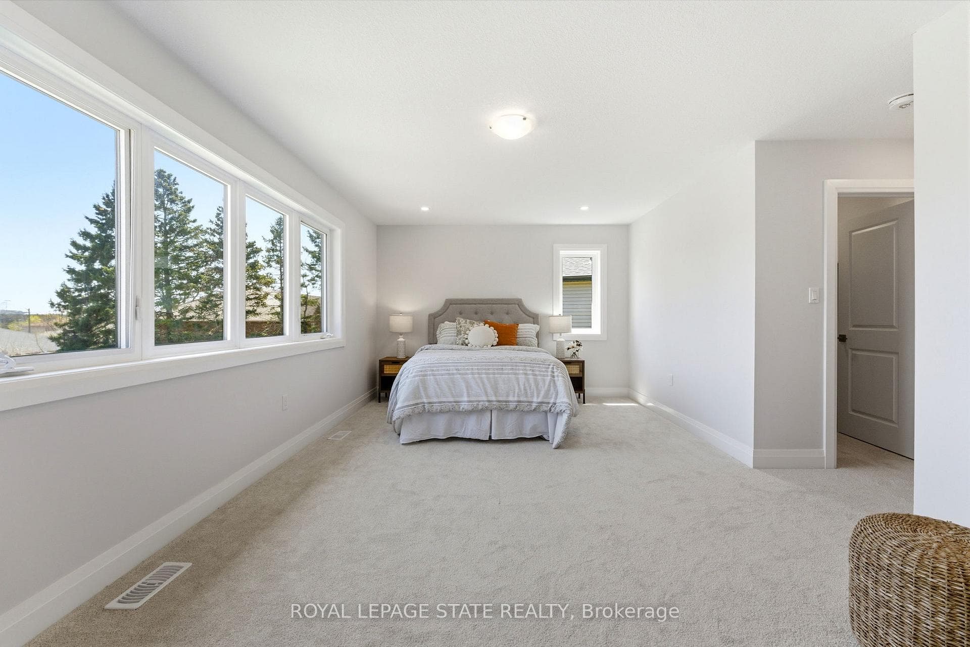 23 Woodvalley Court photo 16