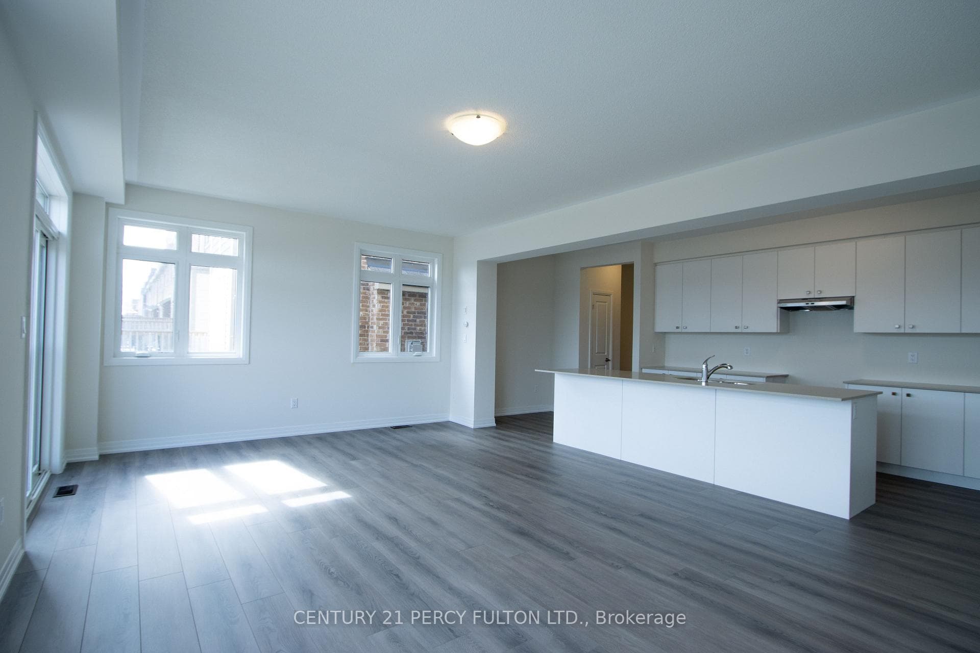 1055 Cameo Street photo 12