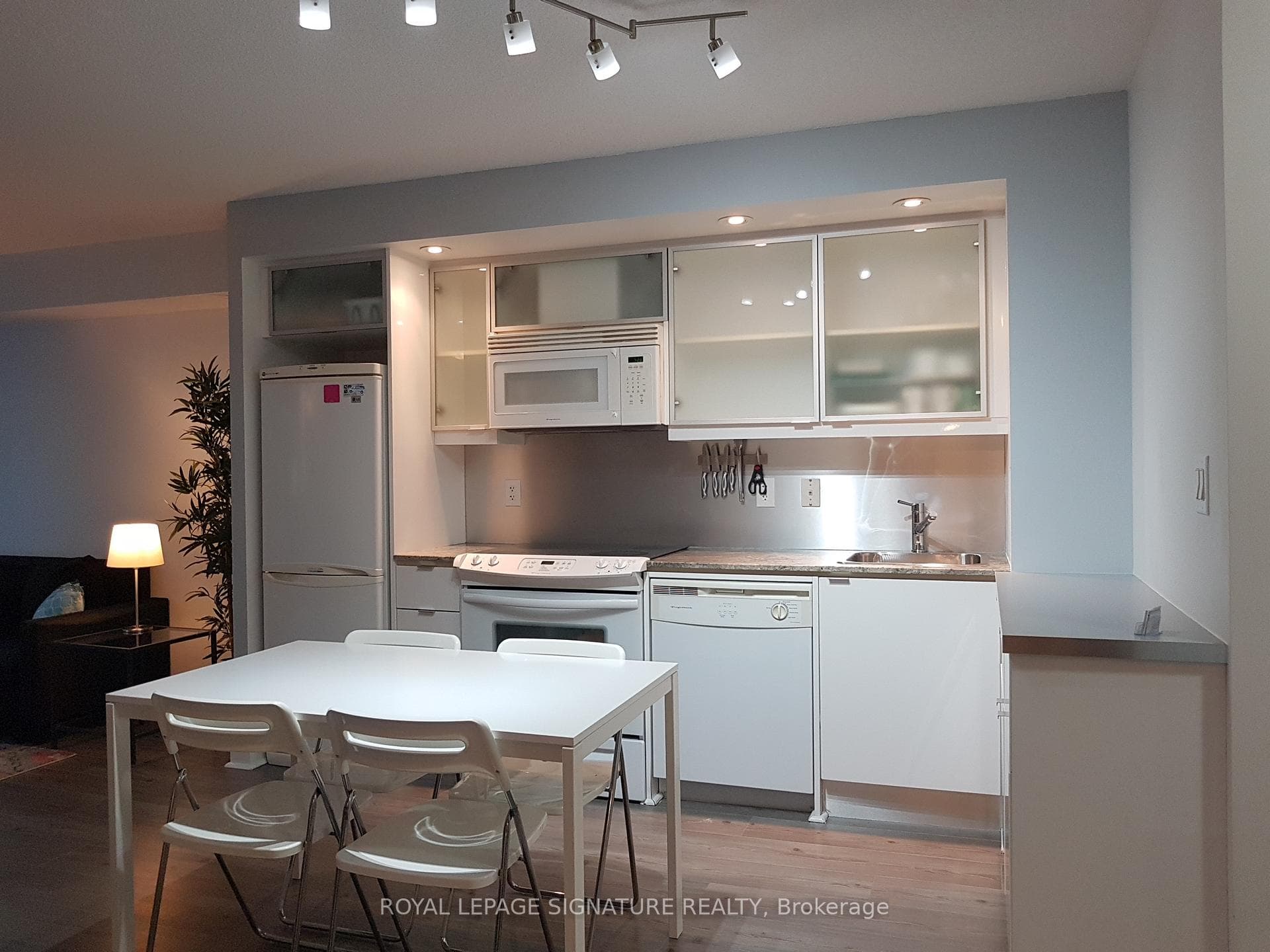 25 Telegram Mews Unit 308 photo 10