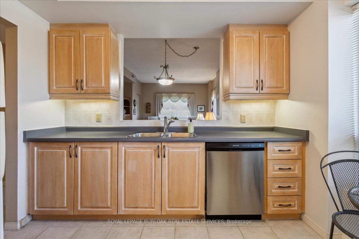 3497 Upper Middle Road Unit 101 photo 14