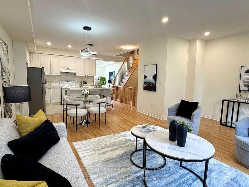 26 MCALISTER Avenue photo 5
