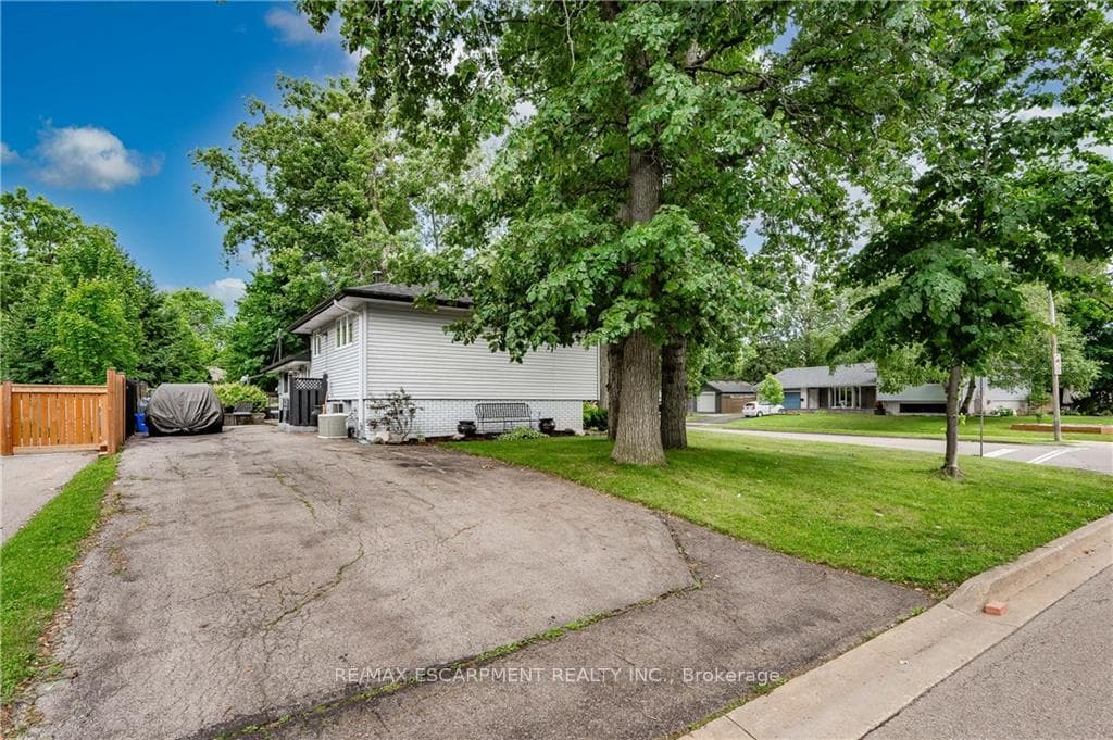 315 White Pines Drive photo 28