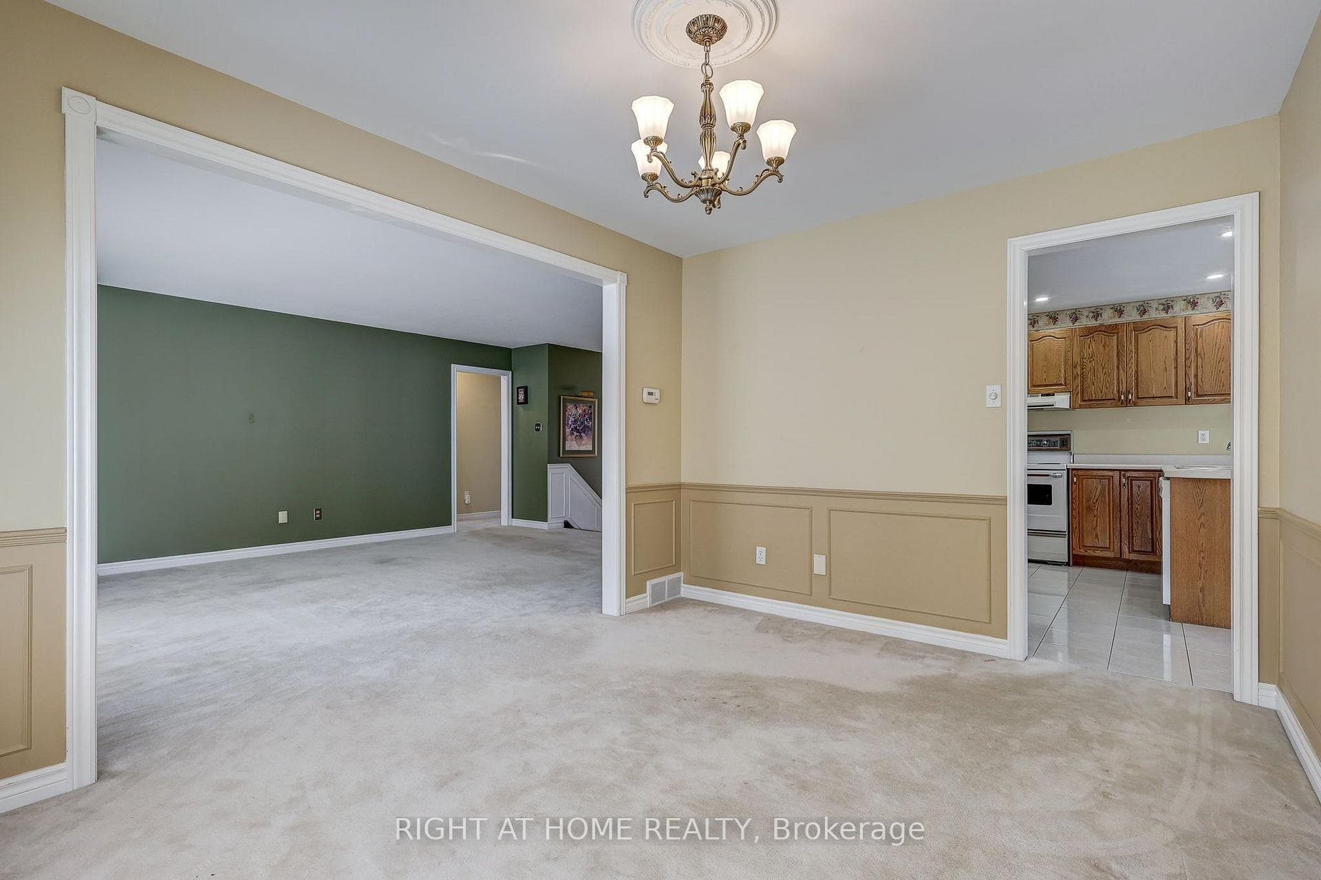 Living Room/Dining Room/Kitchen