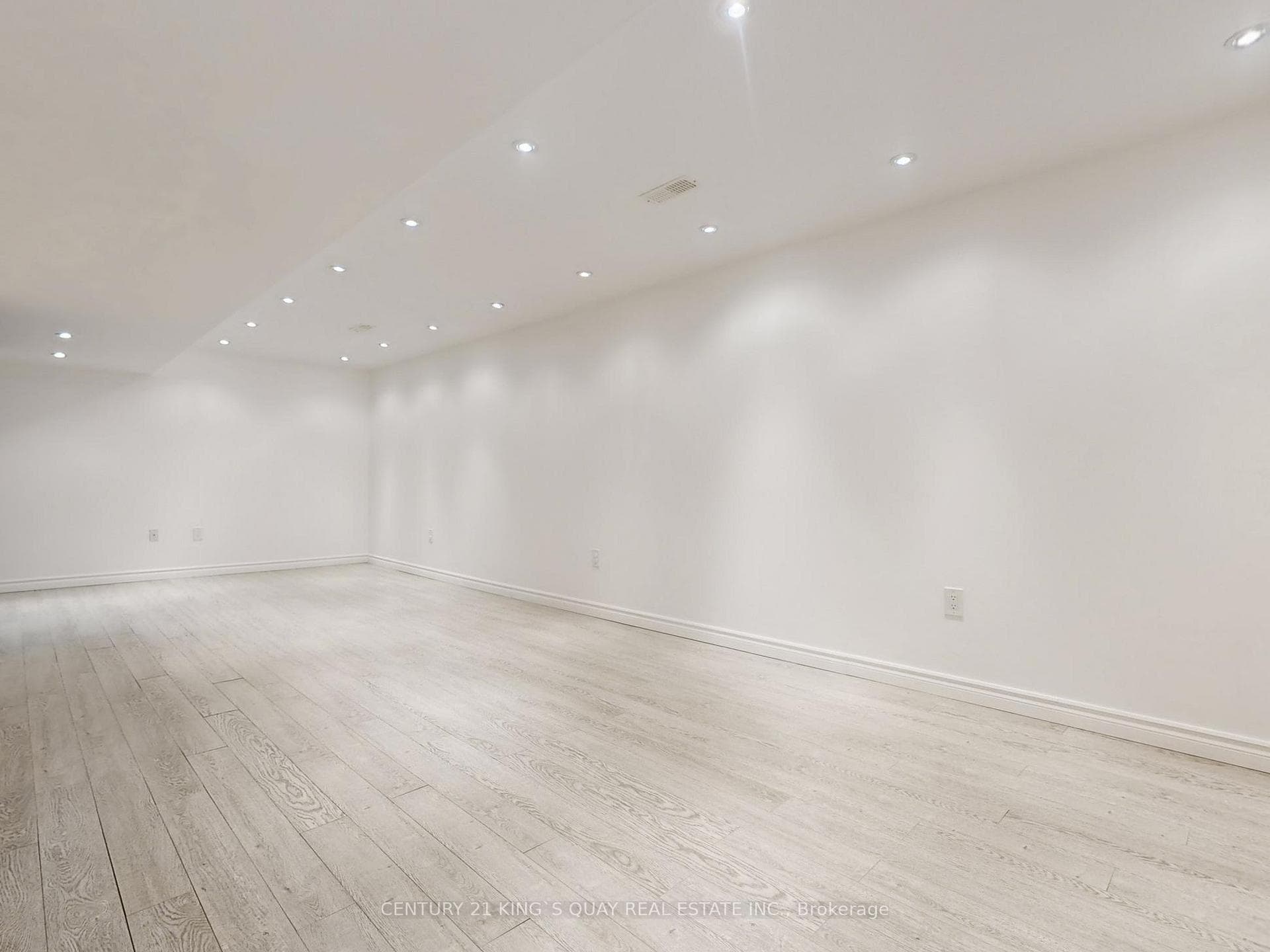 591 Fred Mclaren Boulevard photo 38