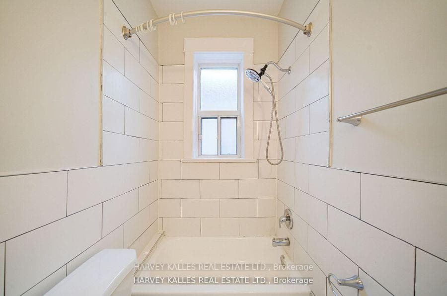 1074 St Clair Avenue Unit 4 photo 10