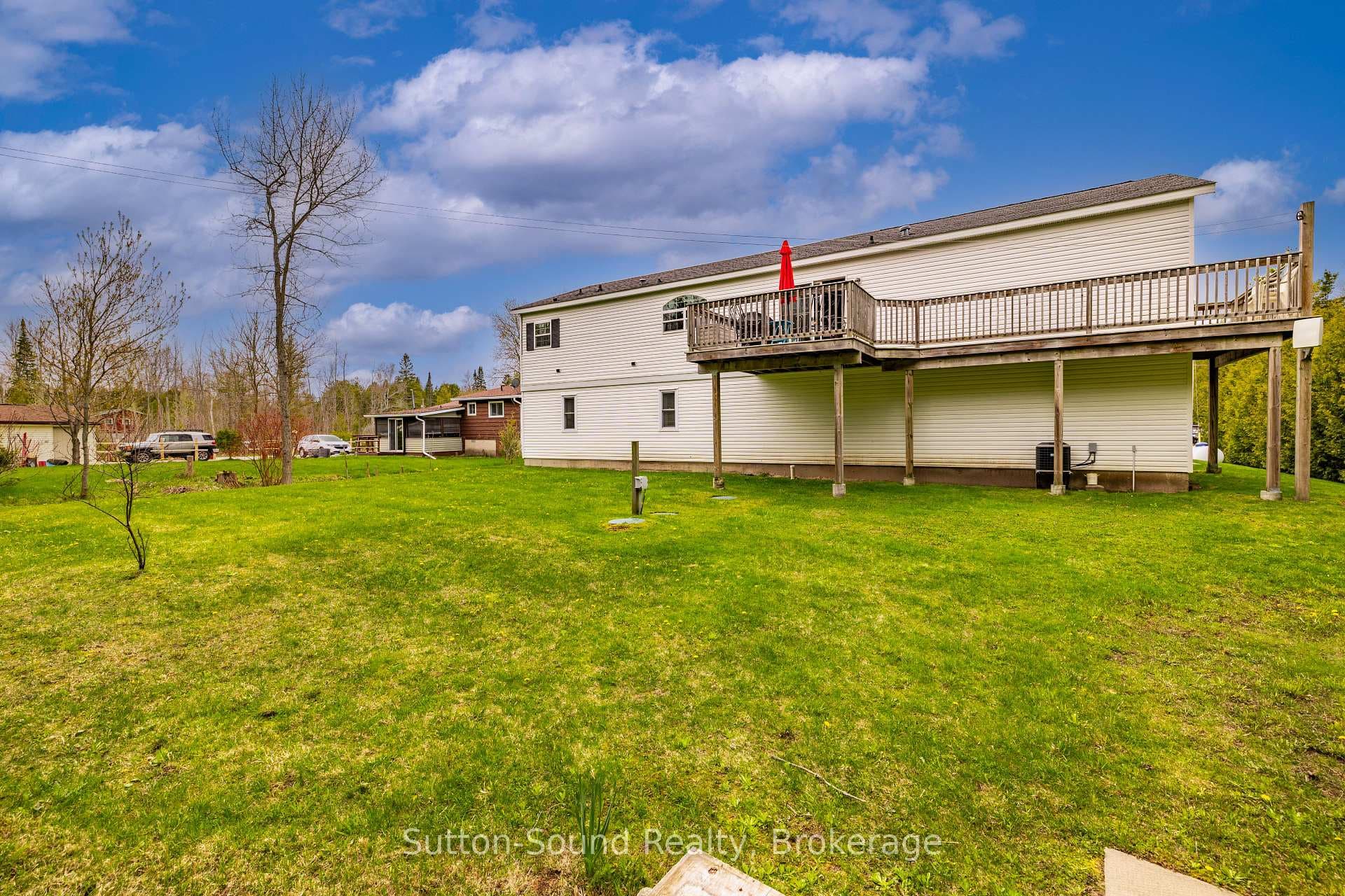 21 Cardinal Avenue photo 38