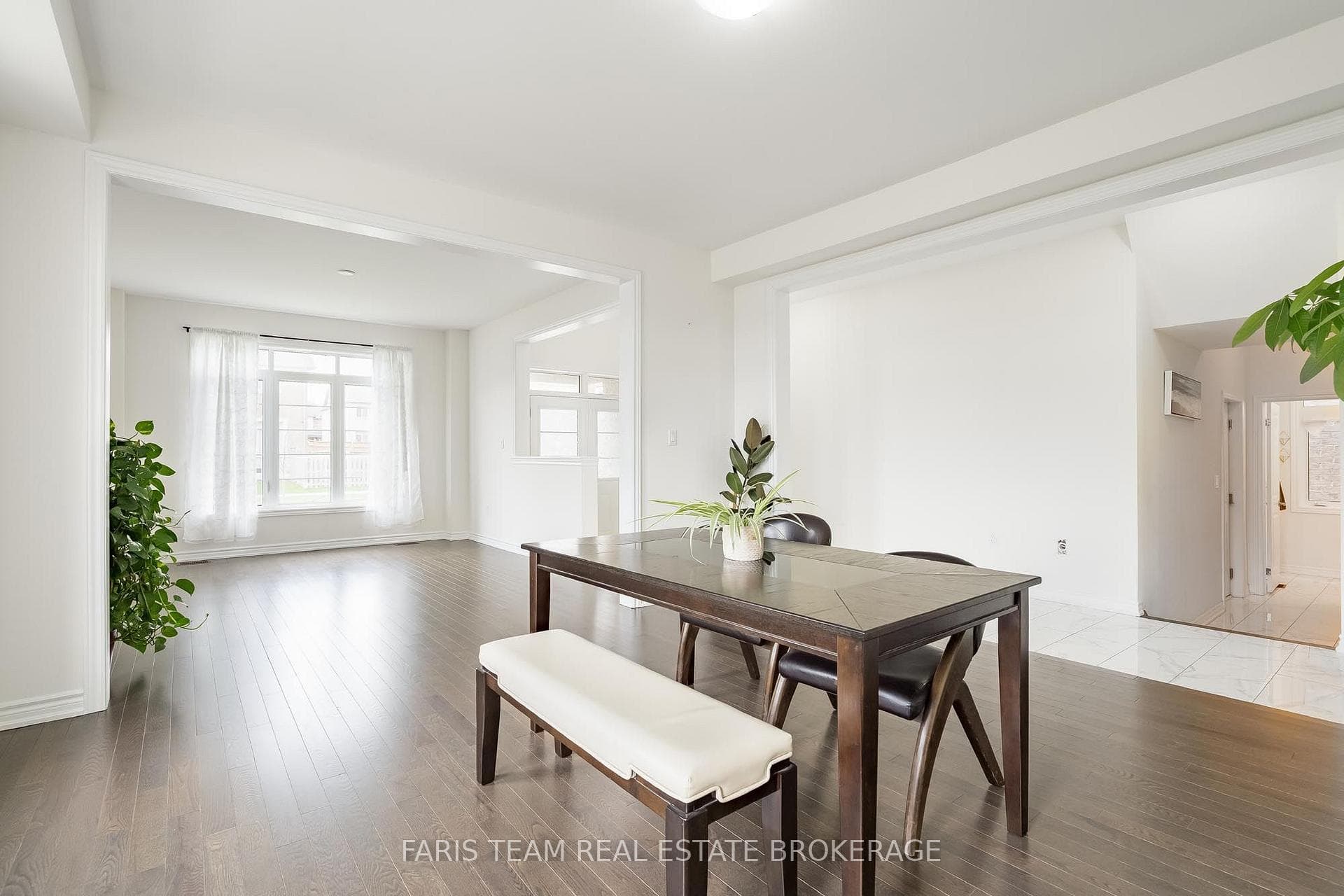 2263 Lozenby Street photo 14