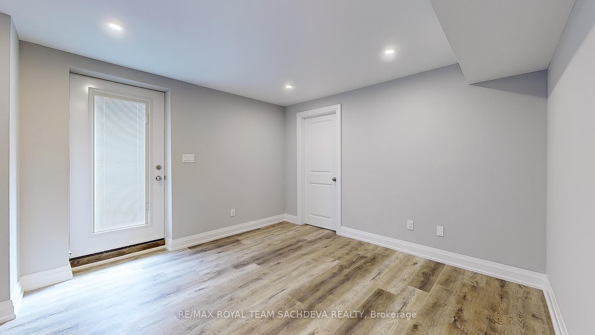 36 Kennett Drive photo 5