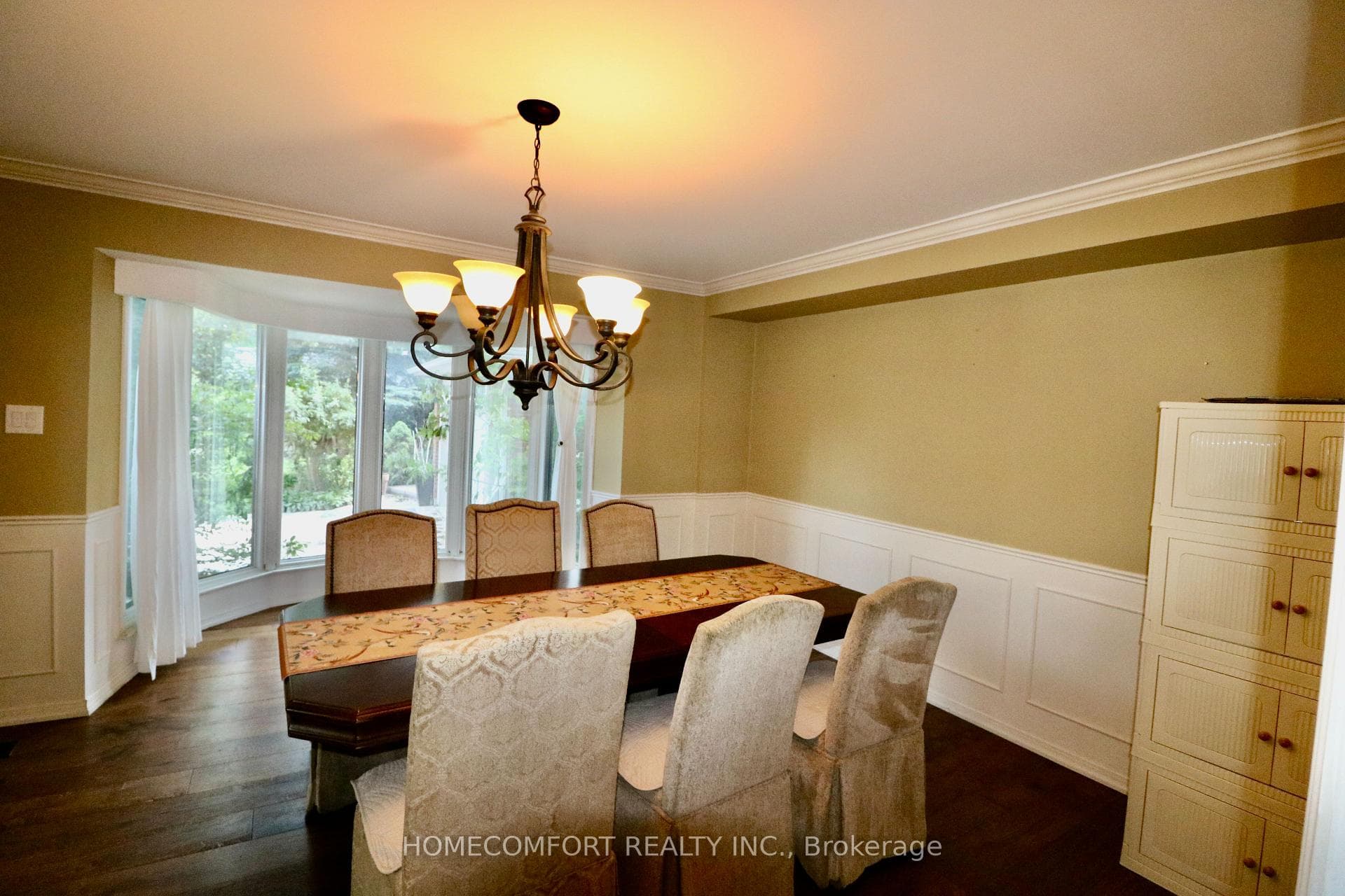 12 Banbury Court photo 5