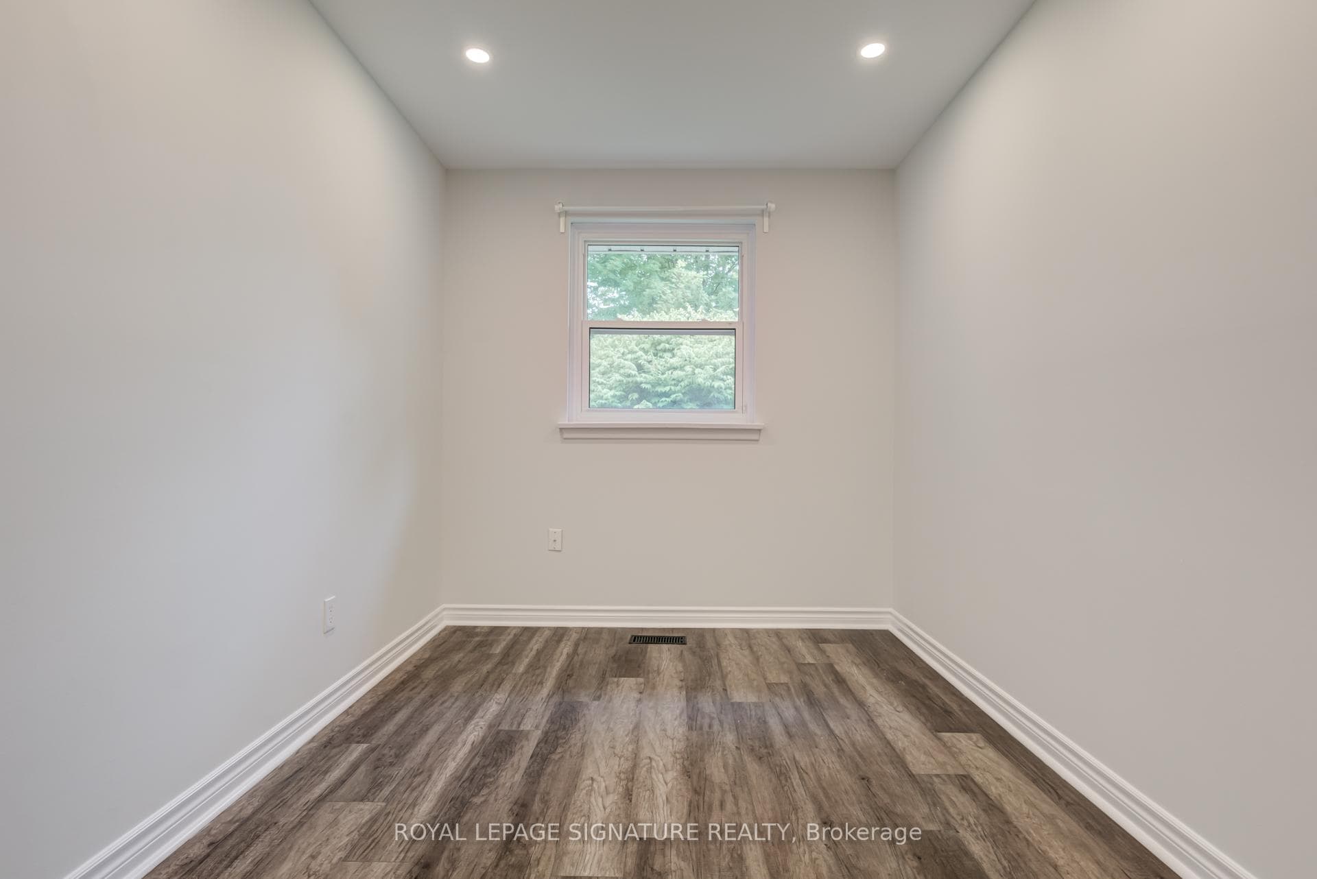 144 Willow Lane Unit Main photo 23
