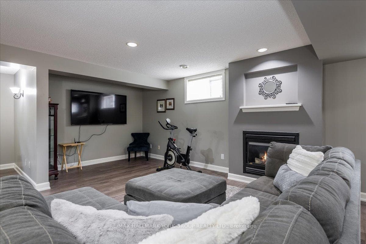 1331 Gilford Road photo 21