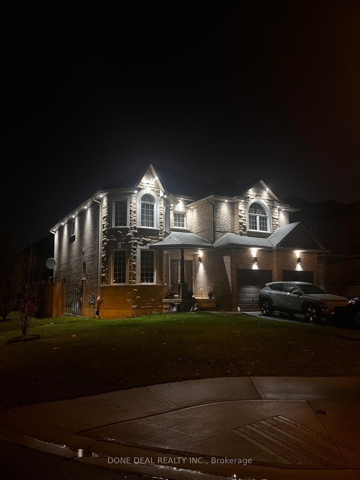 21 Bellagio Avenue photo 3