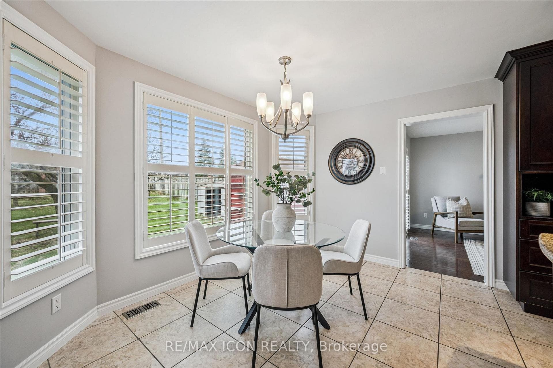 59 Bayne Crescent photo 8