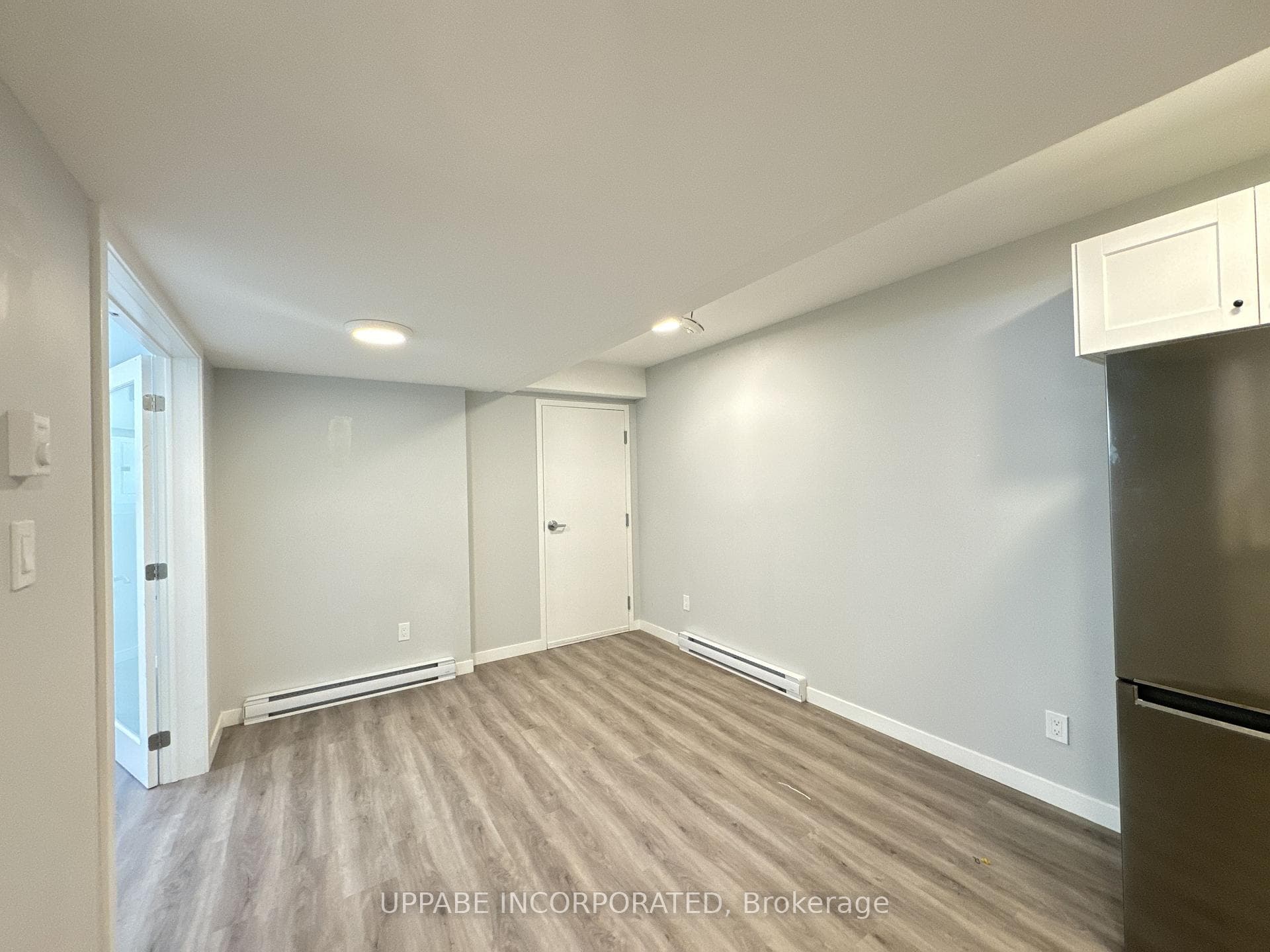 1677 Baseline Road photo 9