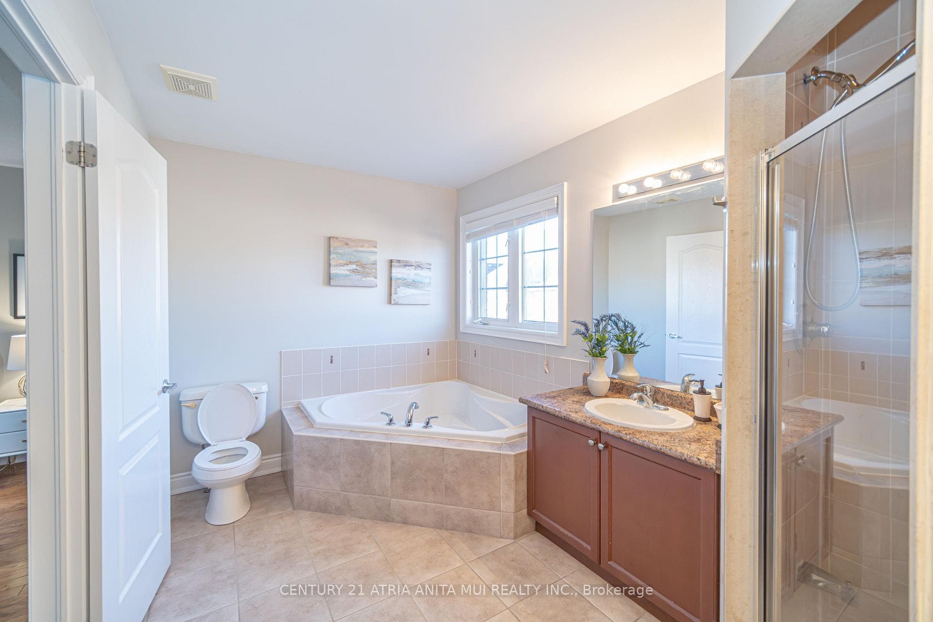 443 Lady Nadia Drive photo 18