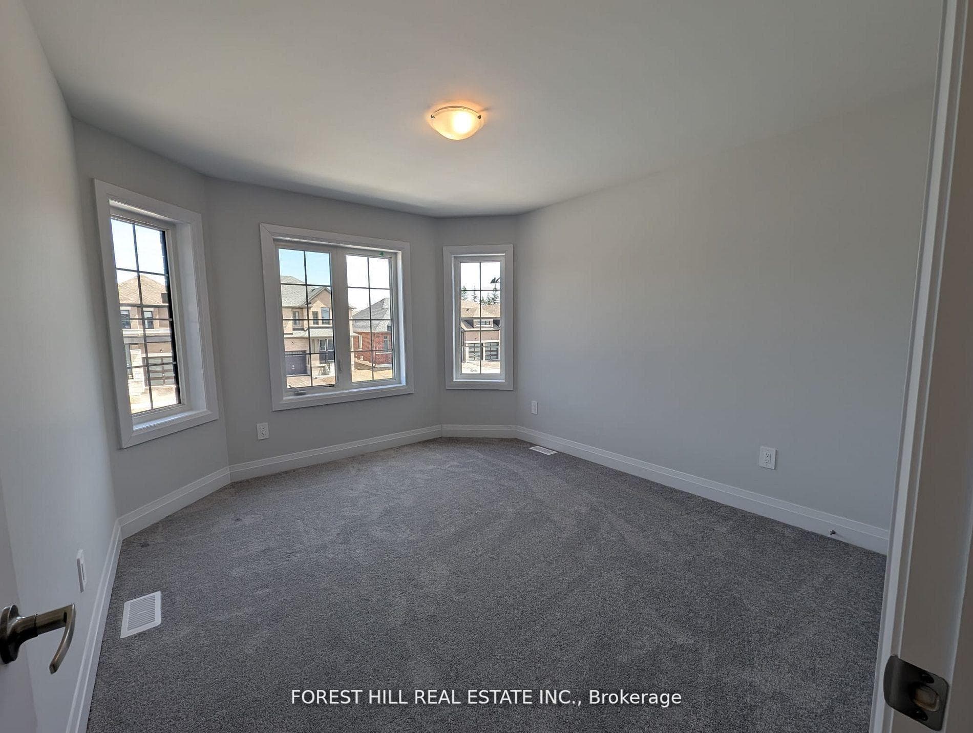 146 St Joseph Road photo 31