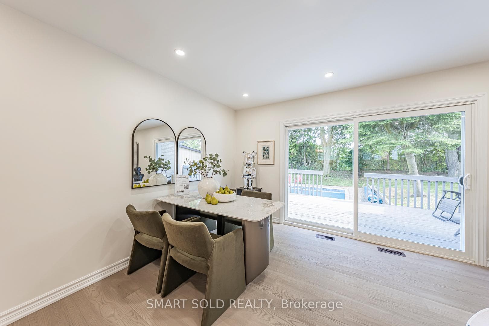 158 Park Avenue photo 16