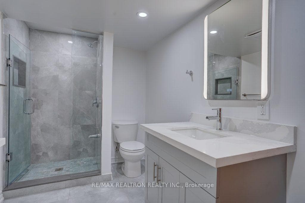 4073 Dursley Crescent Unit BSMNT photo 17