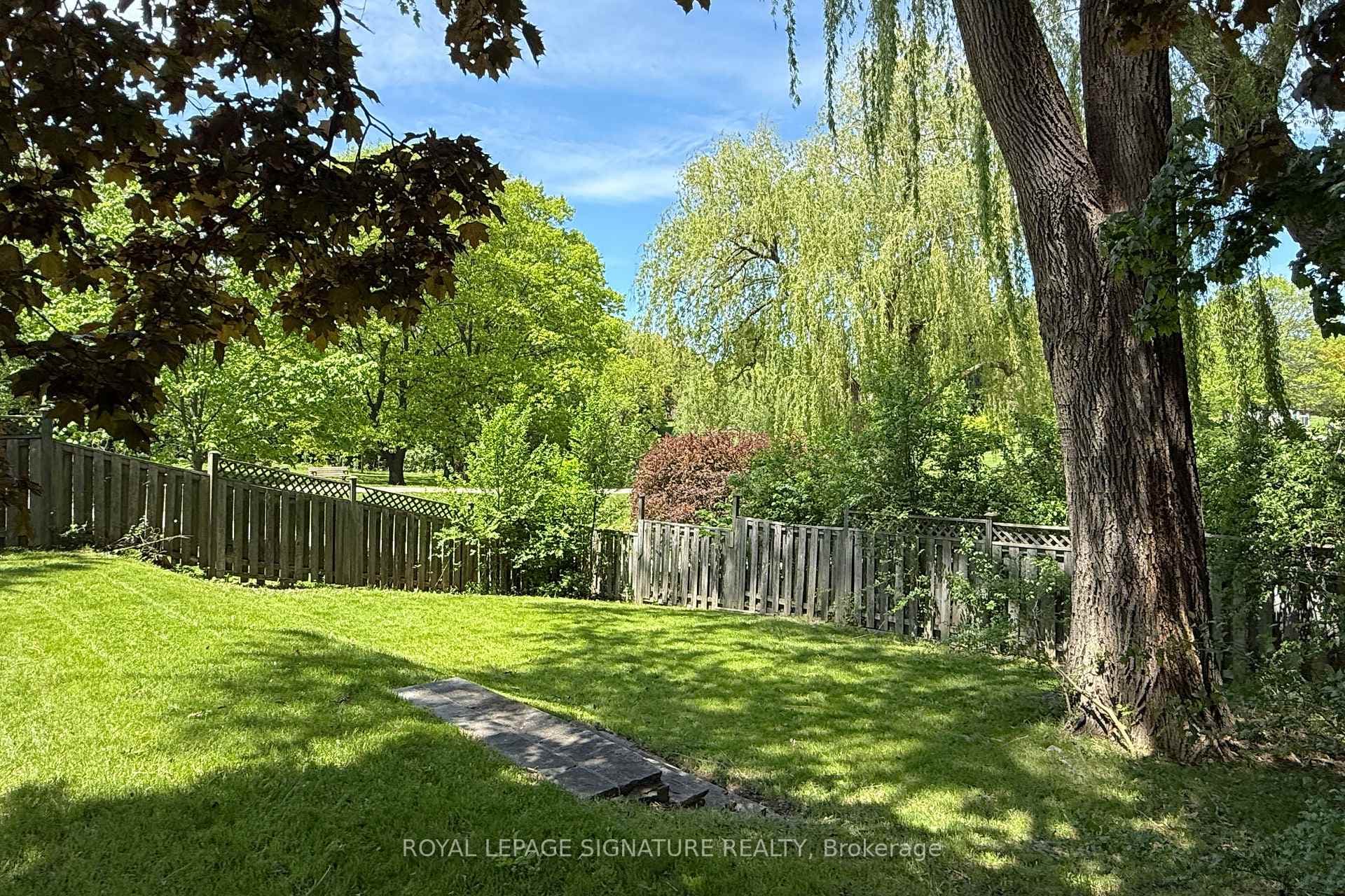 96 Elvaston Drive photo 40