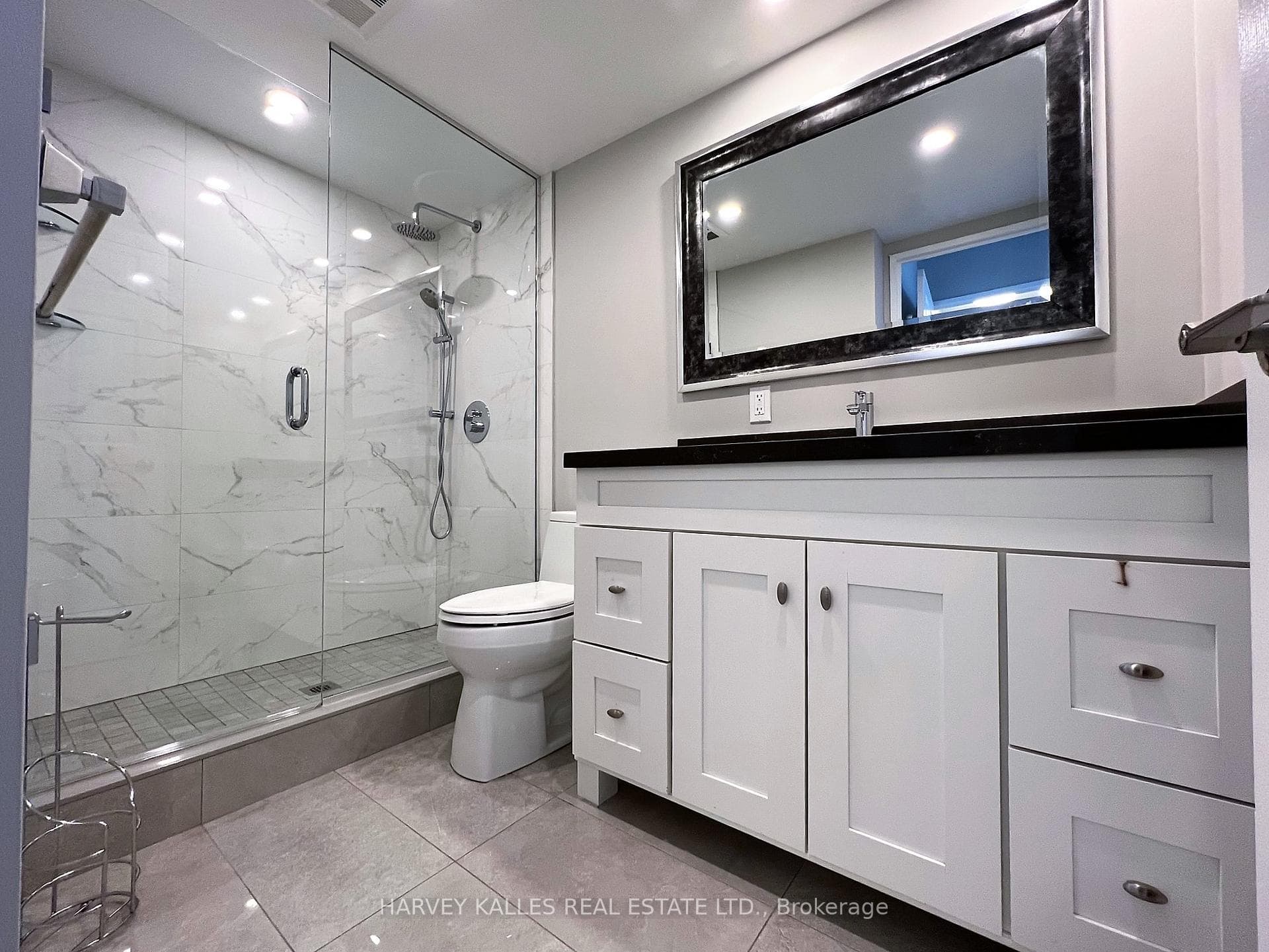 555 Wilson Heights Boulevard Unit 410 photo 8