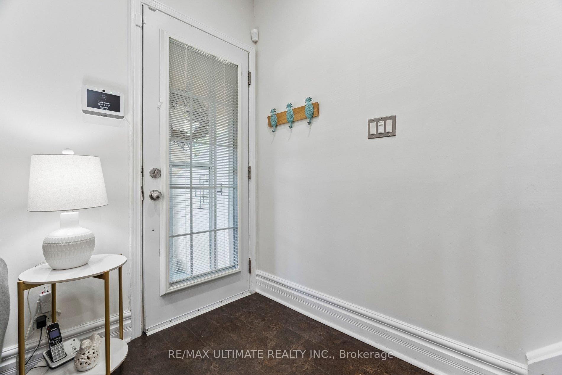 301 Kenilworth Avenue photo 4