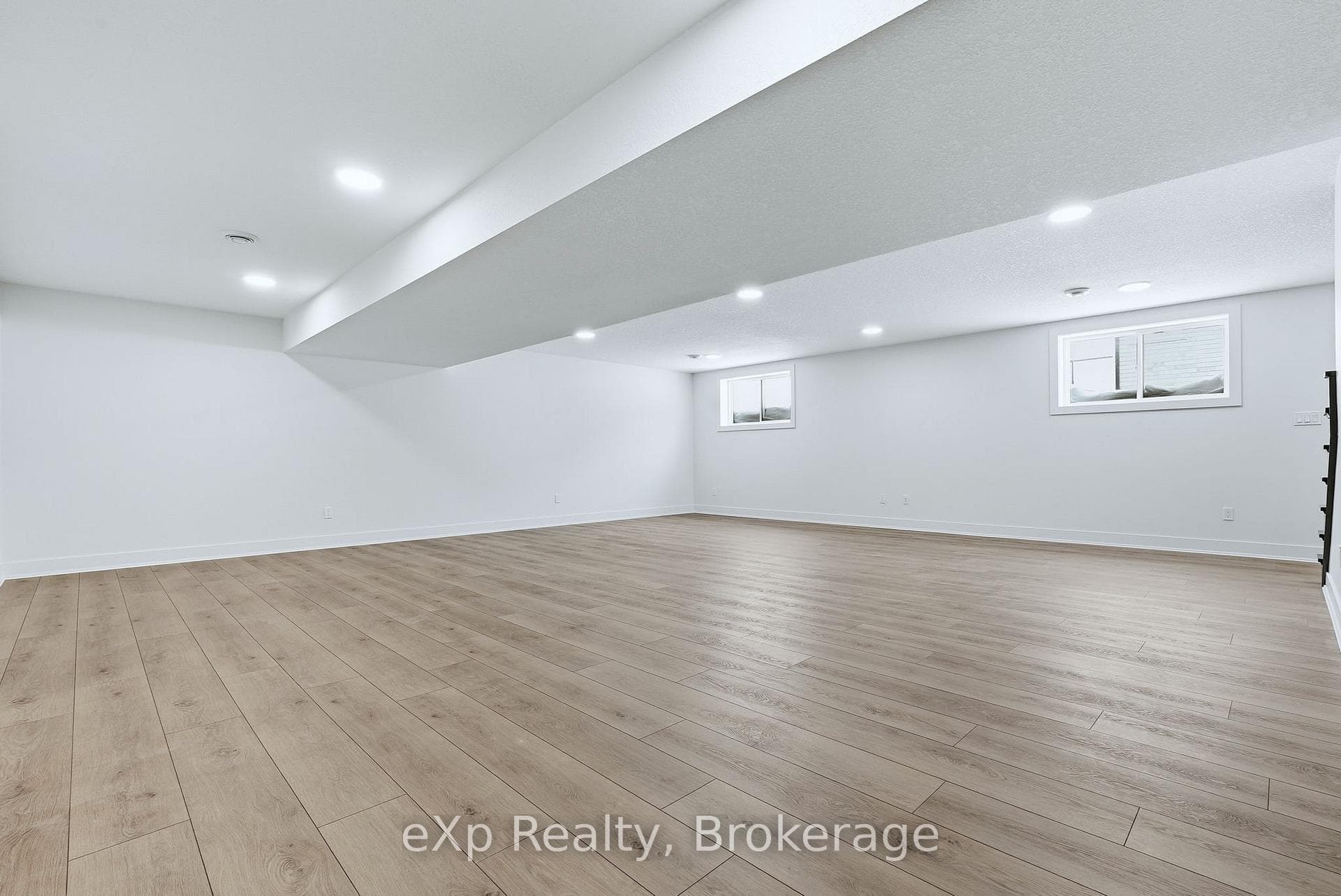 1036 Walton Avenue photo 30