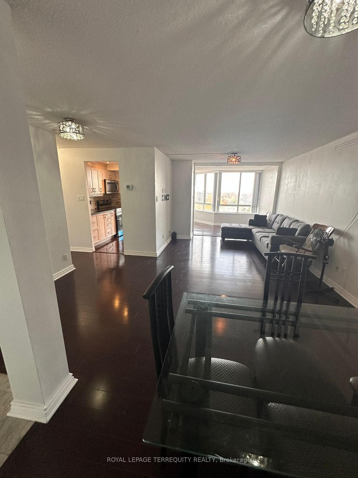 11753 Sheppard Avenue Unit 908 photo 3