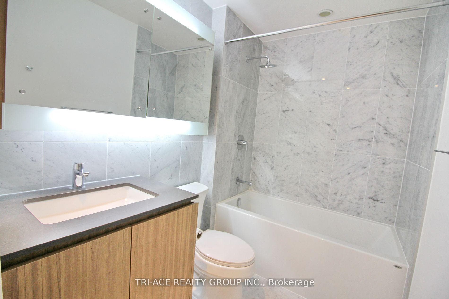 90 Queens Wharf Road Unit 502 photo 12