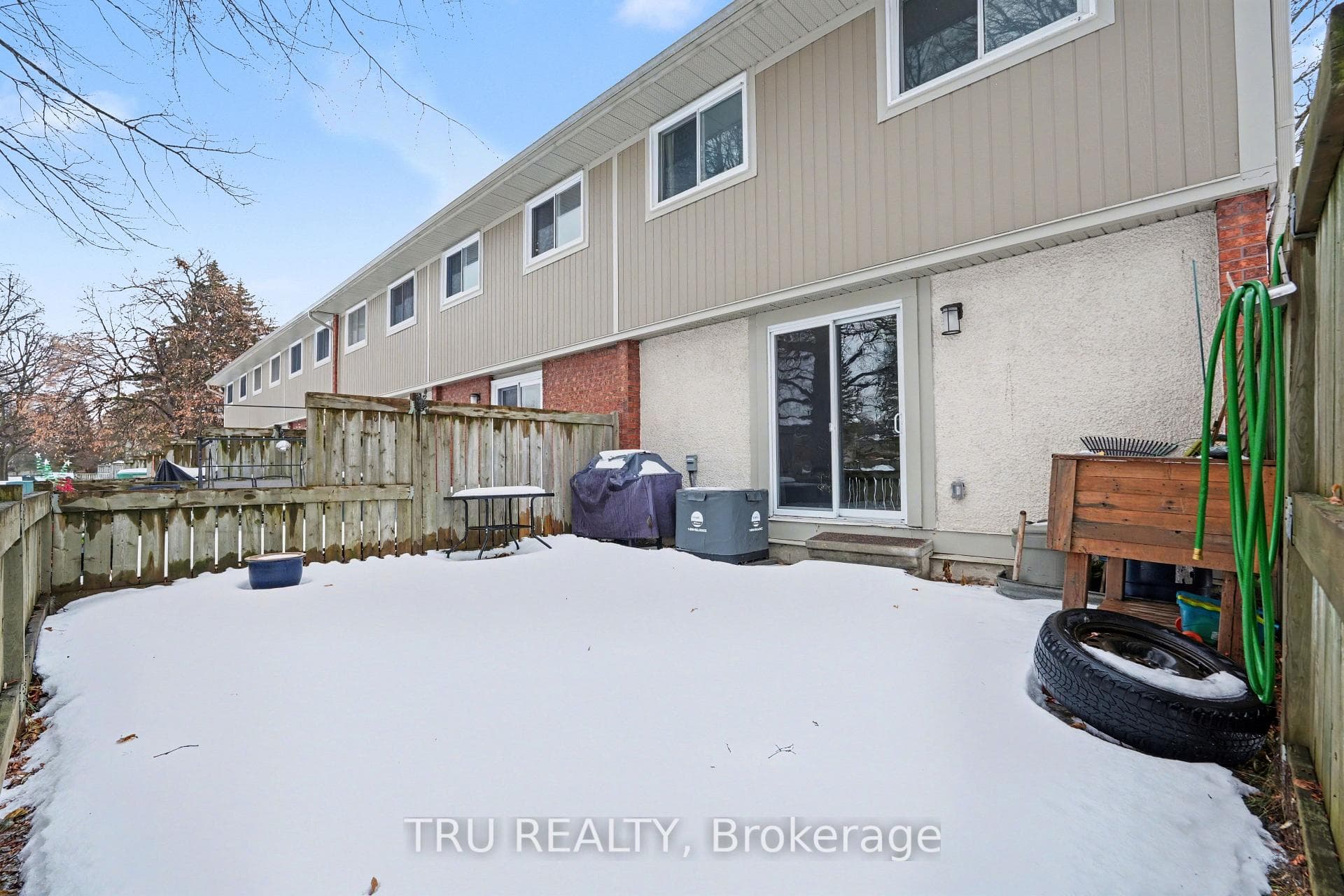 463F Moodie Drive photo 19