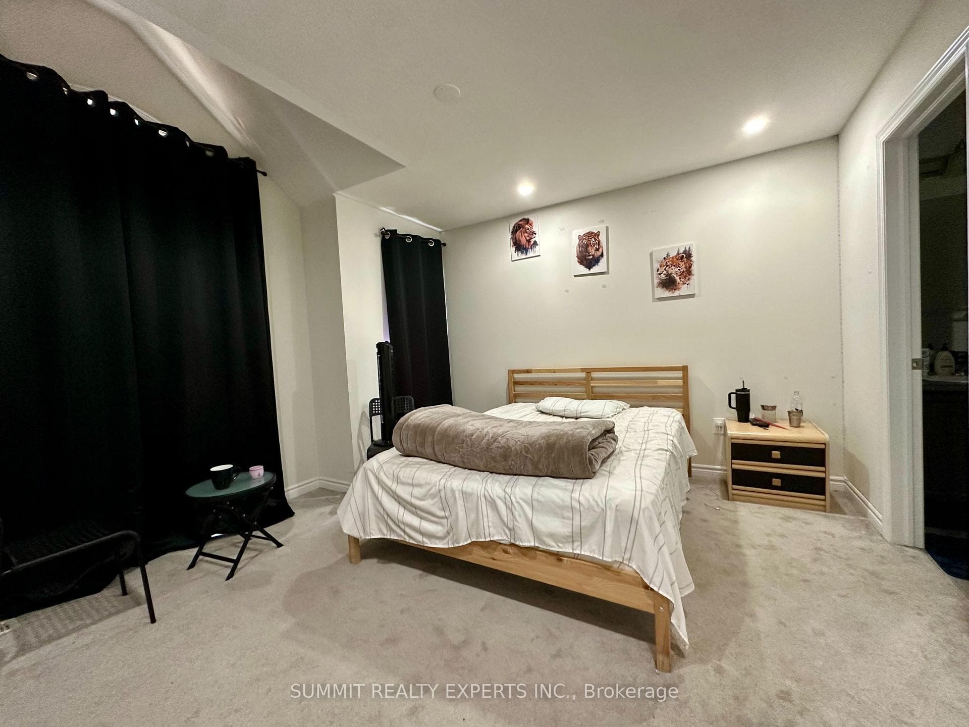 7 Hawtrey Road photo 11