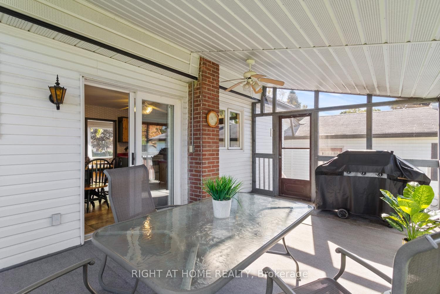 34 Jeffrey Street photo 25