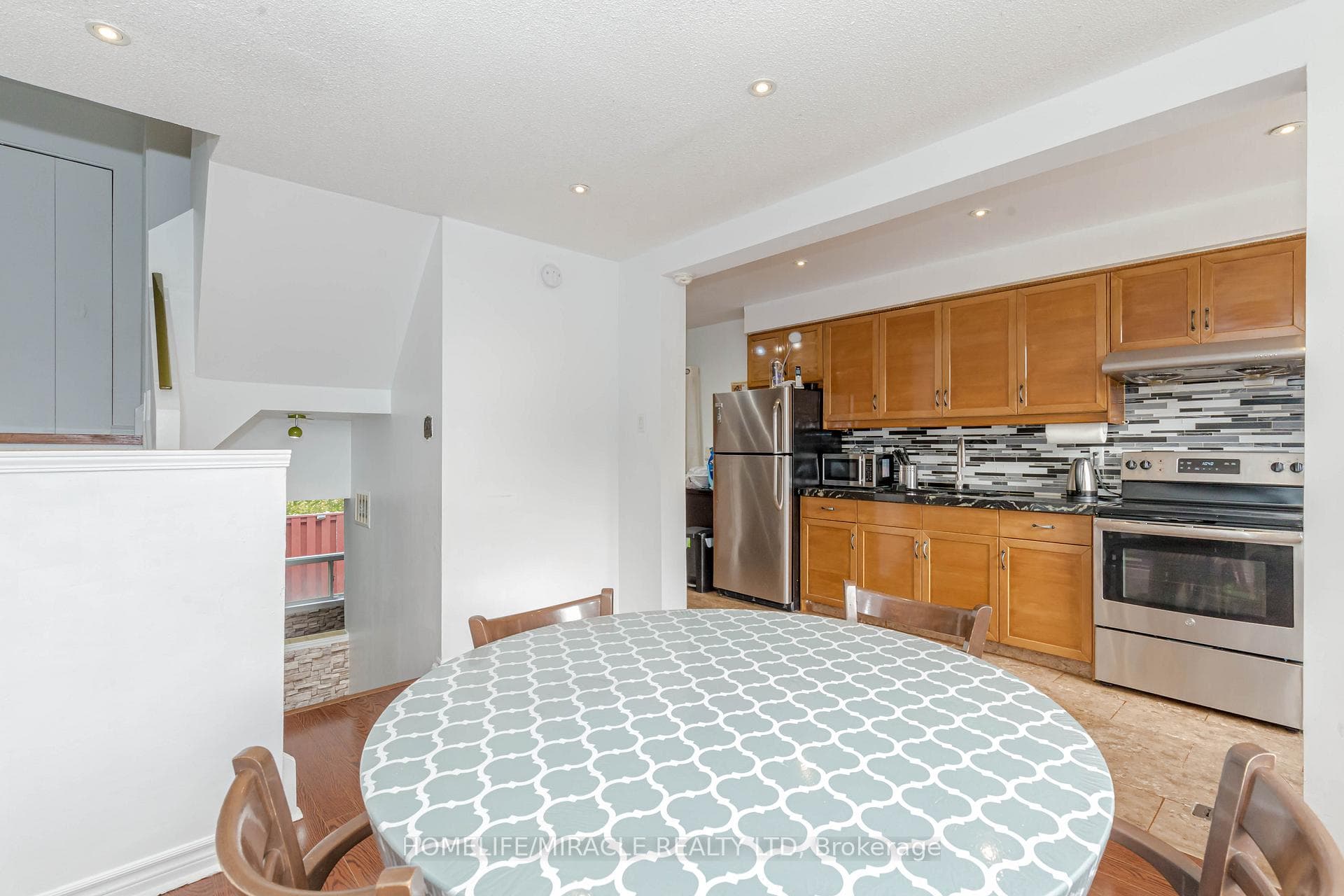 12 Eden Park Unit 12 photo 13