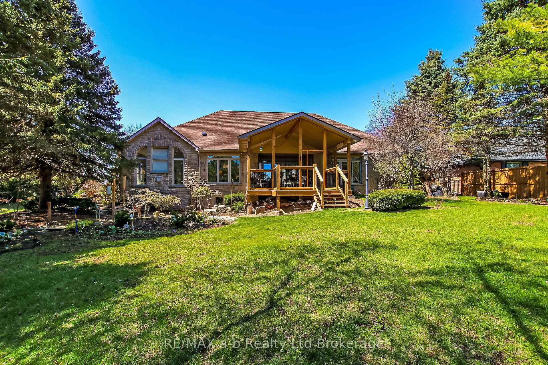 15 Otterview Drive photo 4