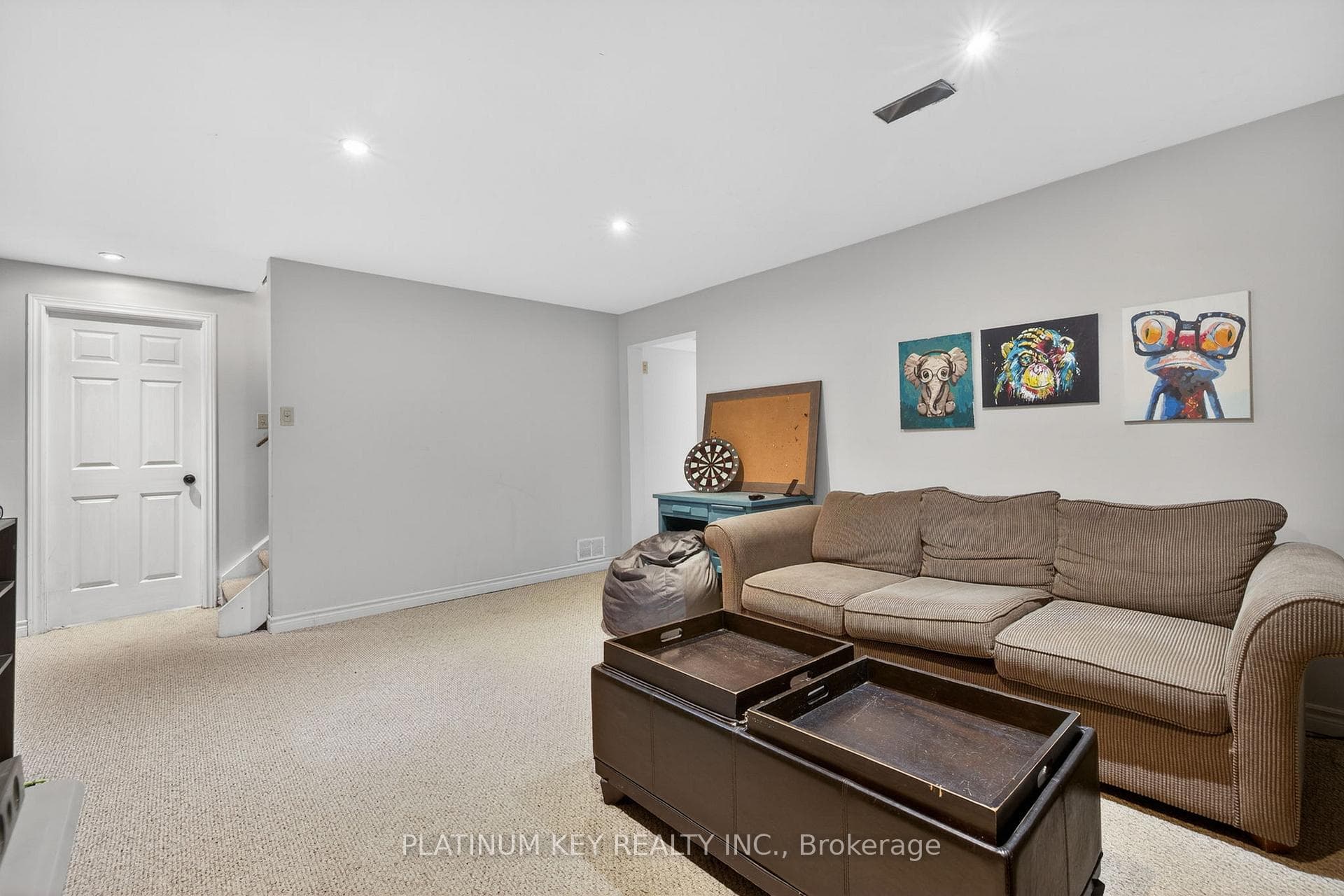 65 Wellington Street photo 33