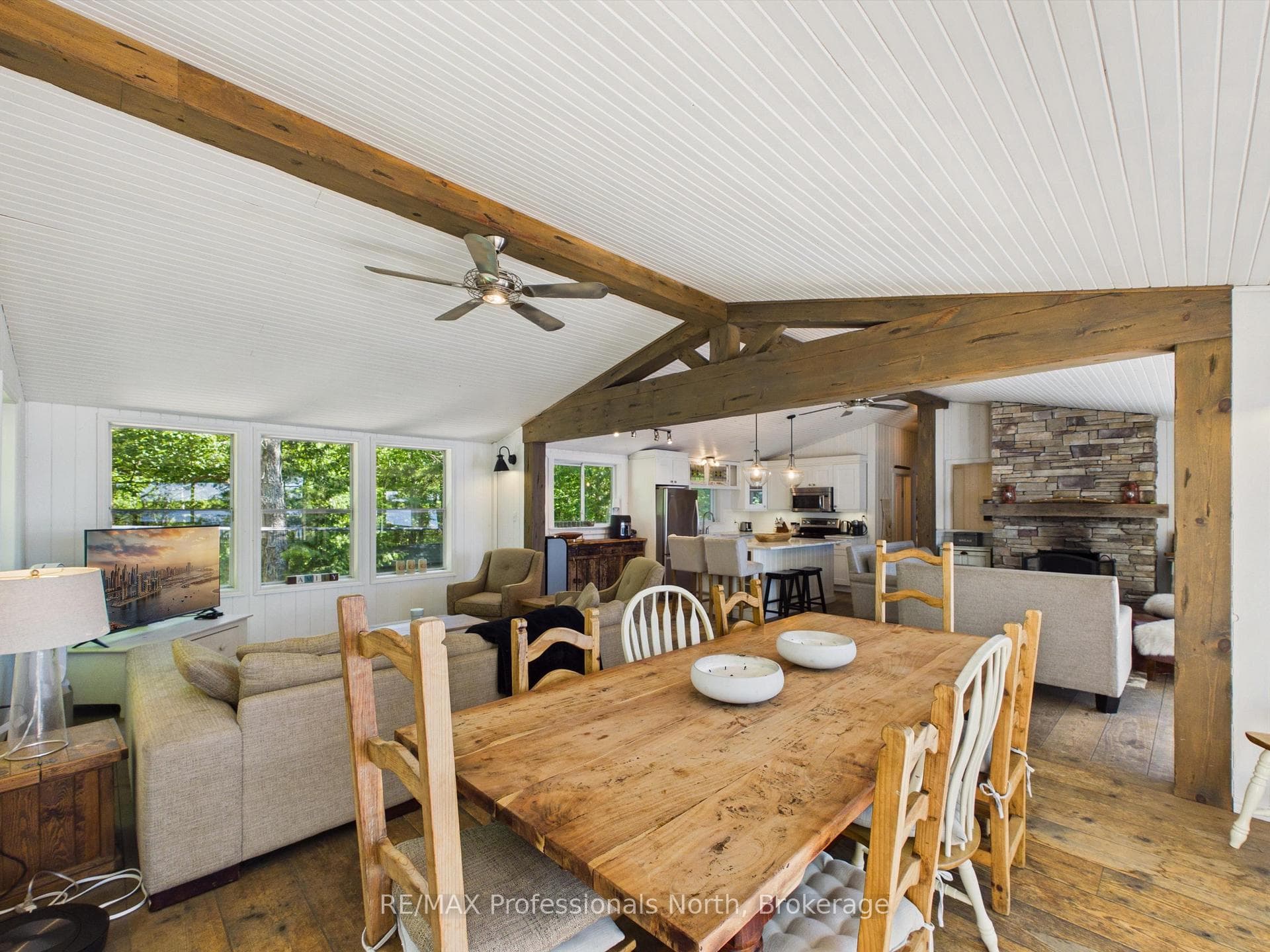 1398 Milne Road photo 10