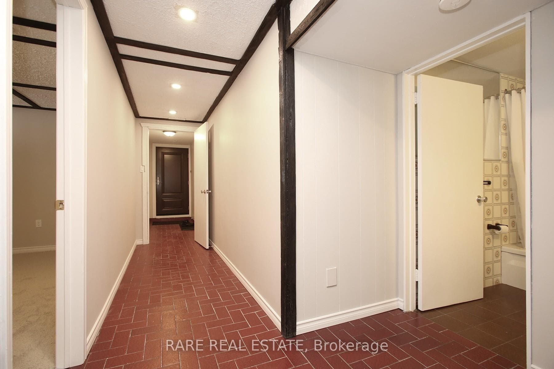 257 Hullmar Drive Unit Bsmt photo 15
