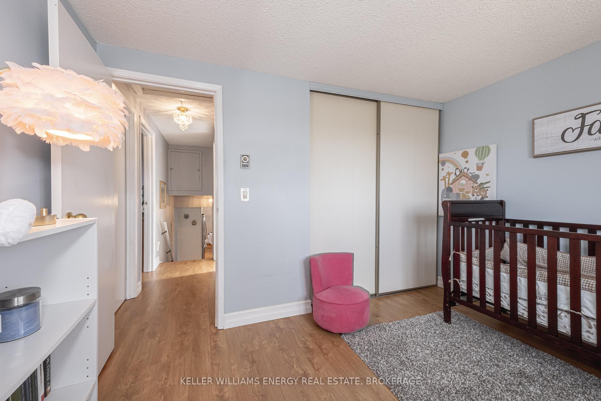 528 Annandale Street photo 14