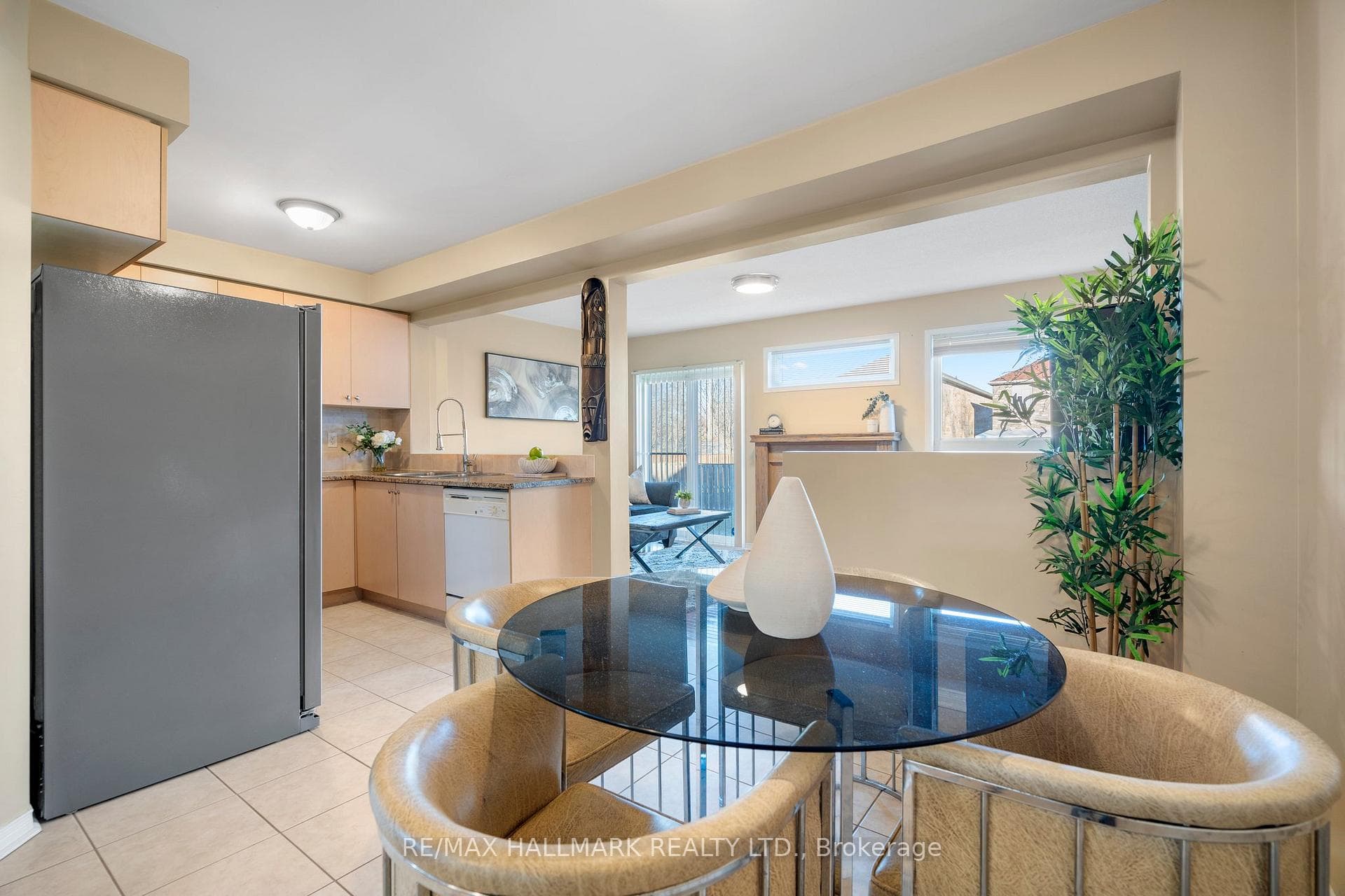 83 Bonspiel Drive photo 19